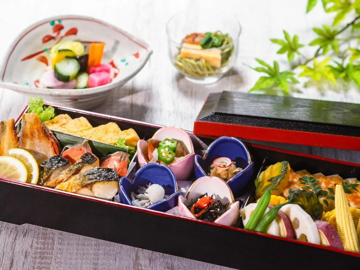 Food and drinks, Food in Royal Hotel Munakata