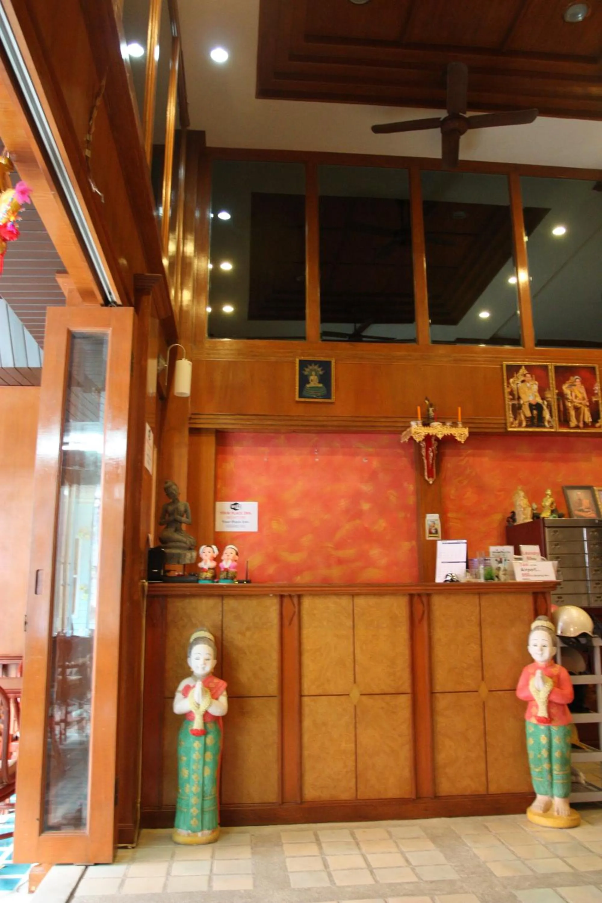 Lobby or reception in Your Place Inn