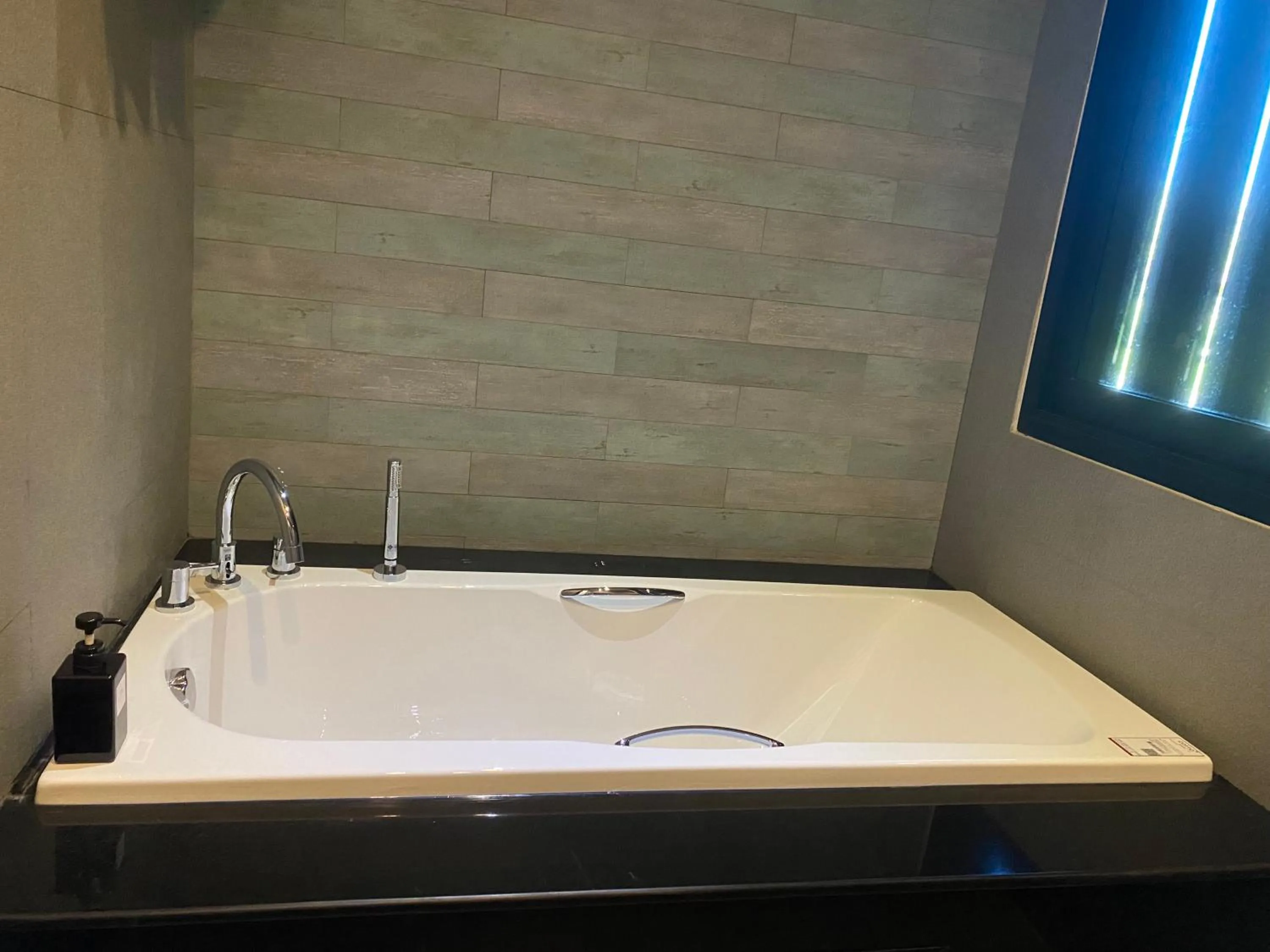 Bath in Zensala Riverpark Resort-SHA Extra Plus