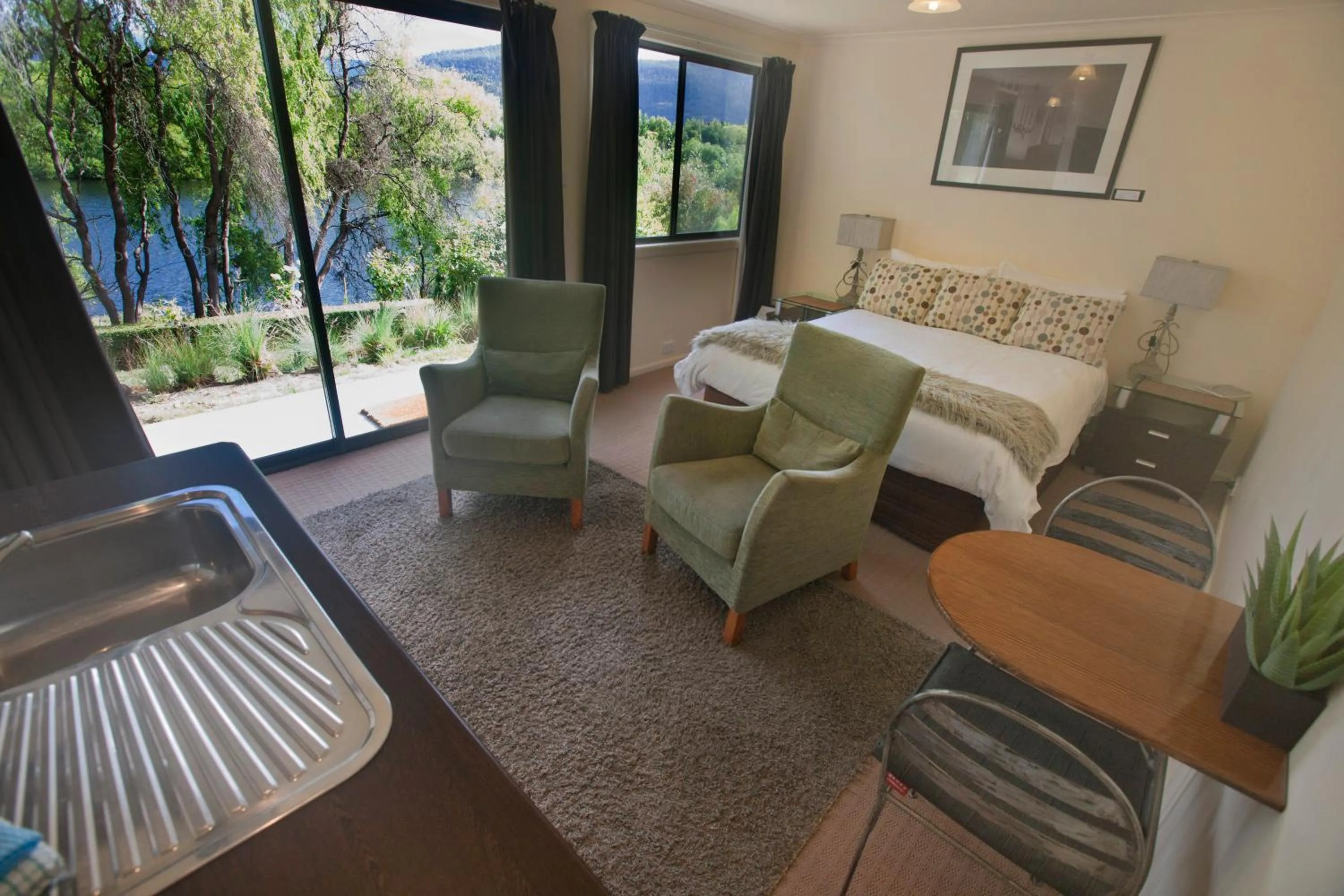 TV and multimedia in The Shingles Riverside Cottages