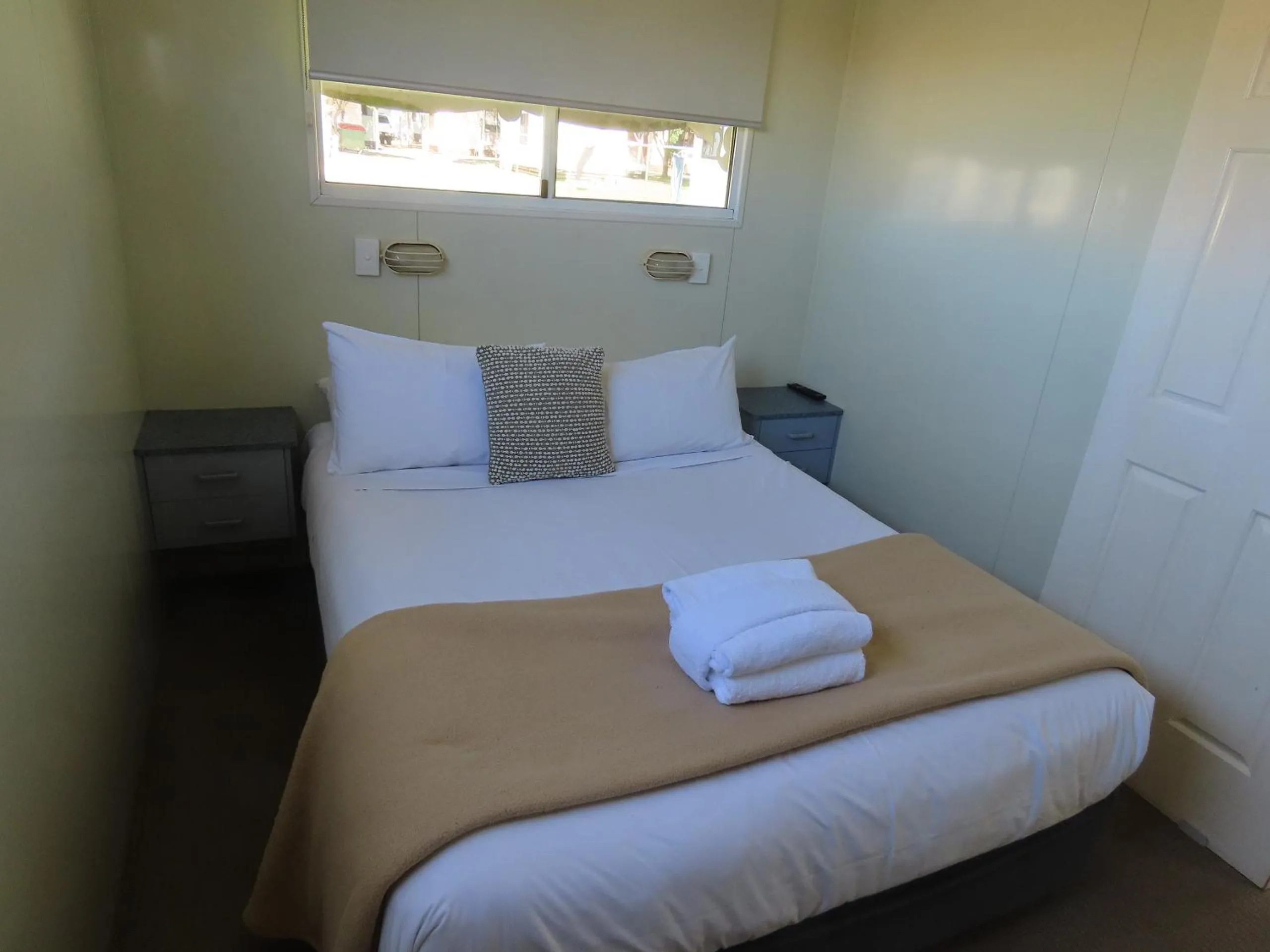 Bed in BIG4 Toowoomba Garden City Holiday Park