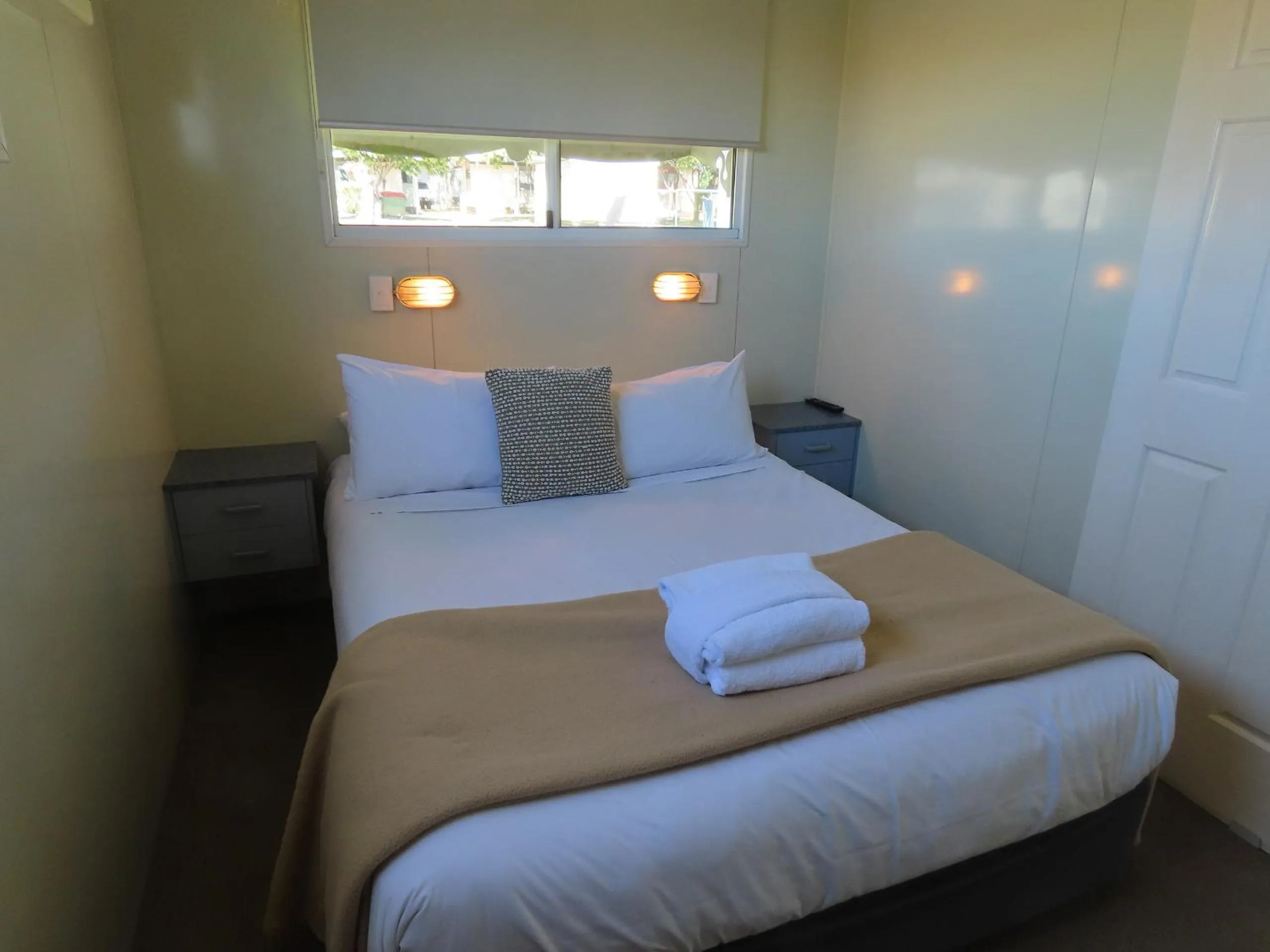 Bed in BIG4 Toowoomba Garden City Holiday Park