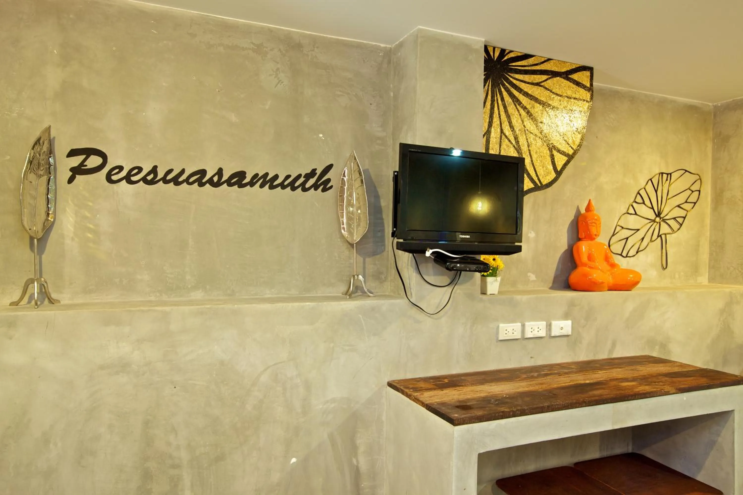 TV and multimedia in Baan Kamala Fantasea Hotel