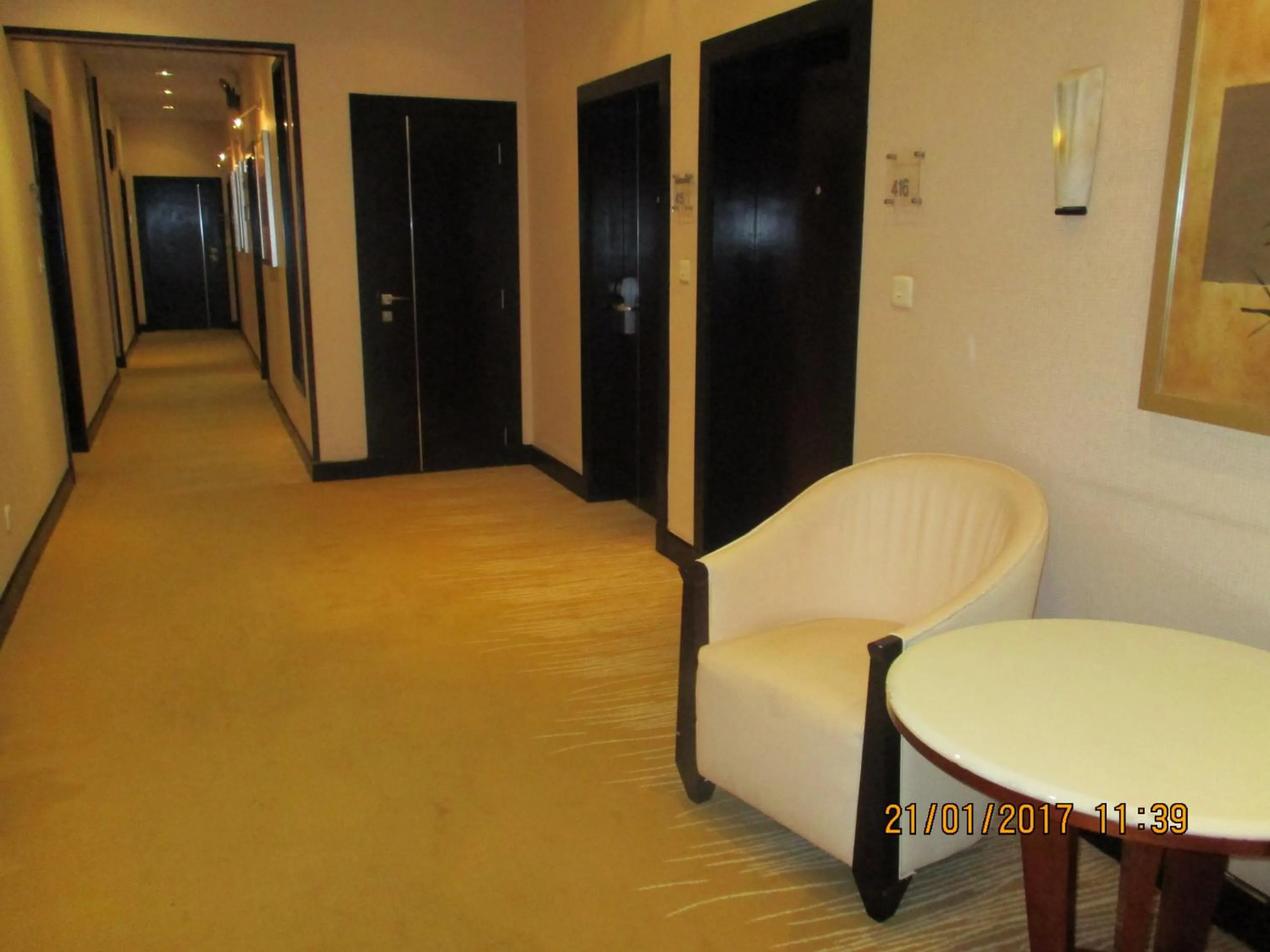 Balcony/Terrace, Seating Area in Issham Hotel