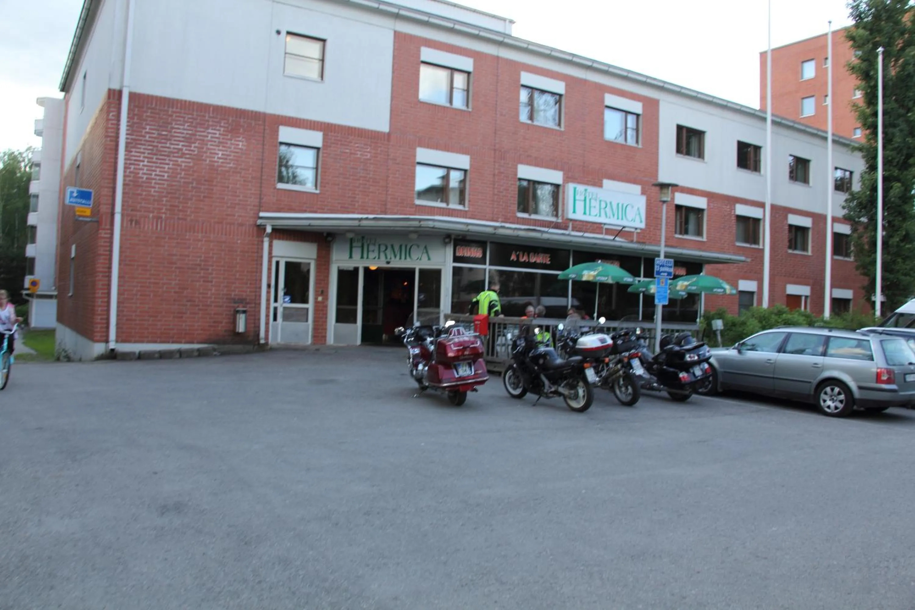 Facade/entrance in Hotel Hermica