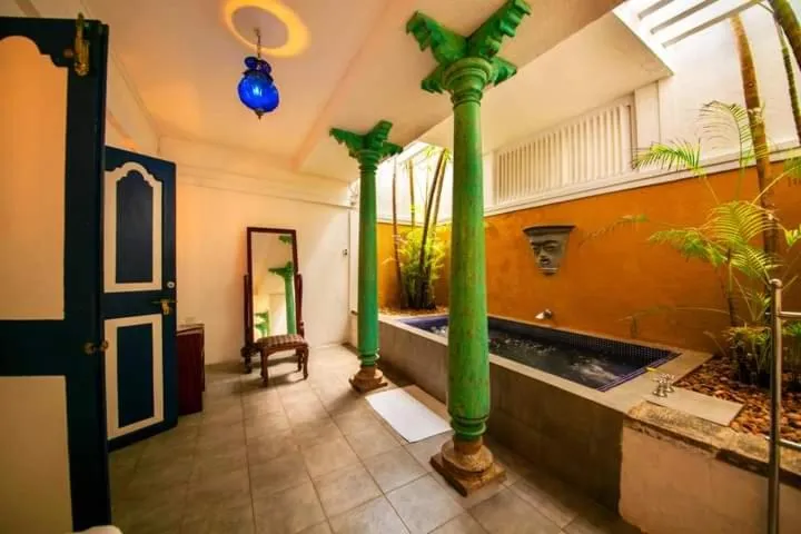 Bathroom in Club Villa