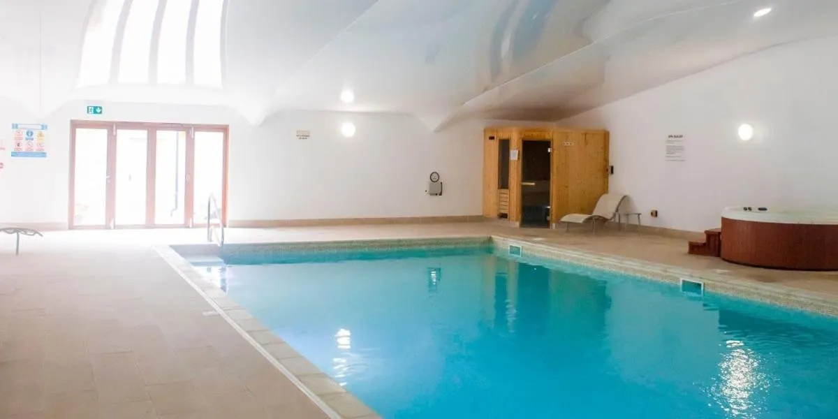 Swimming pool in Cape Cornwall Club