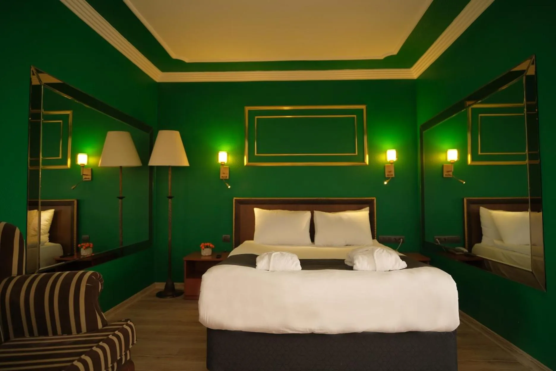 Bedroom, Bed in Malabadi Hotel