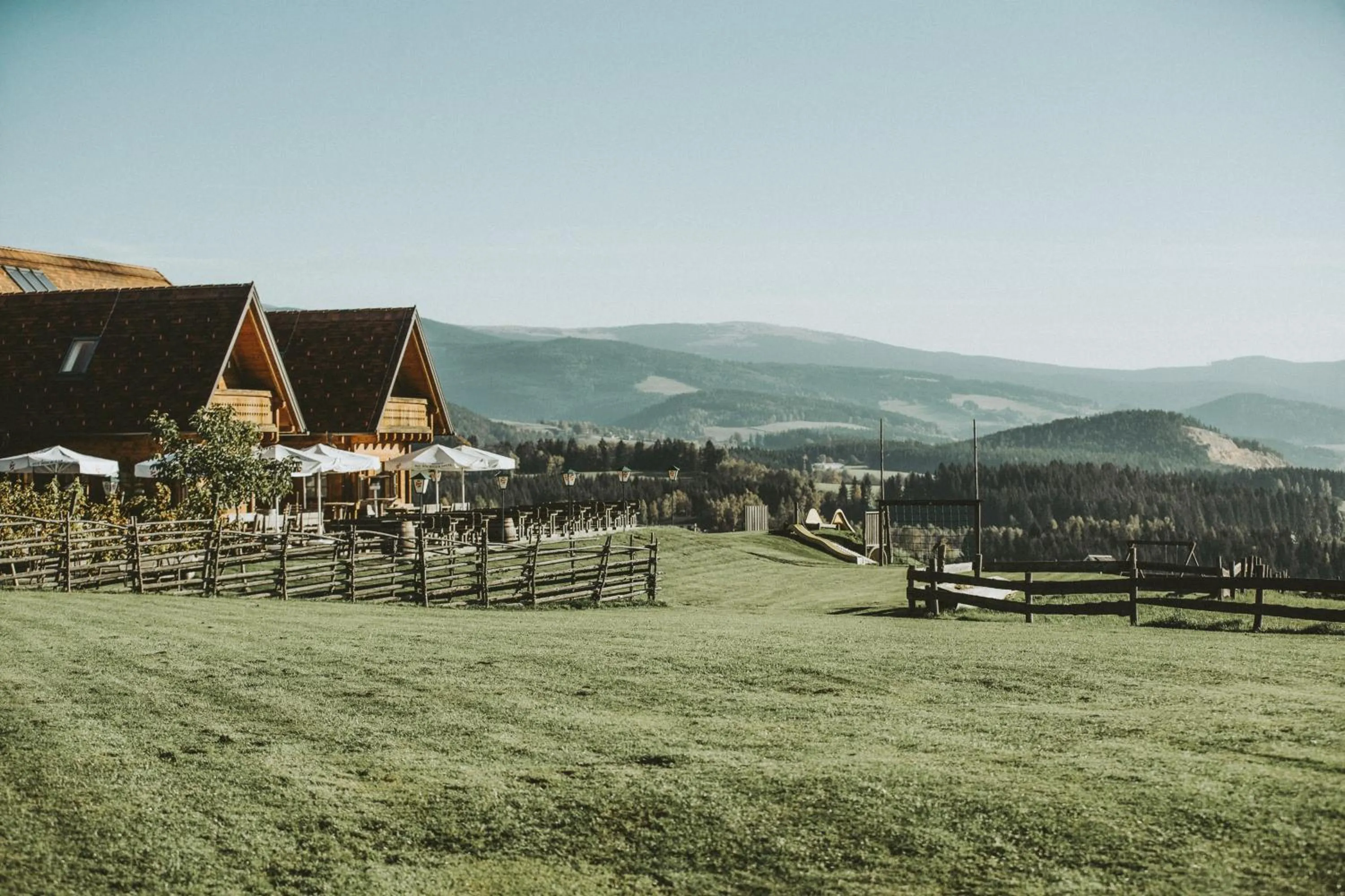 Restaurant/places to eat in Mein Hotel Fast