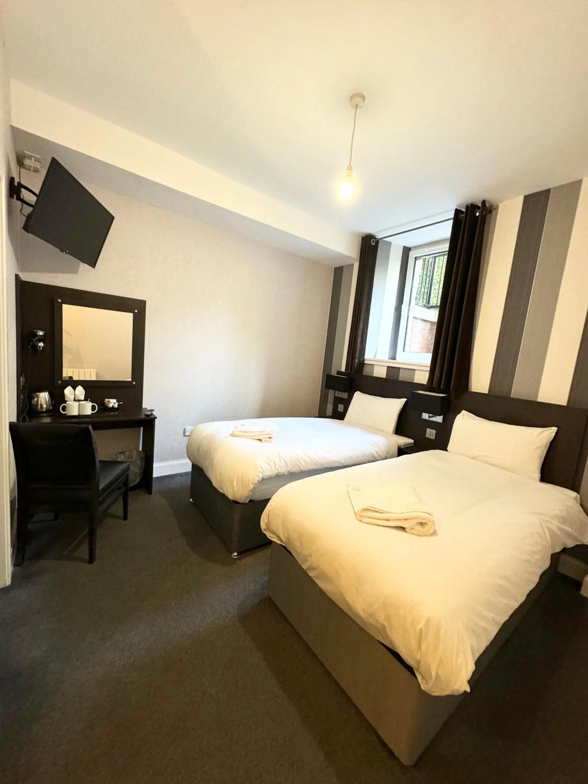 Bed in Murrayfield Park Guest House