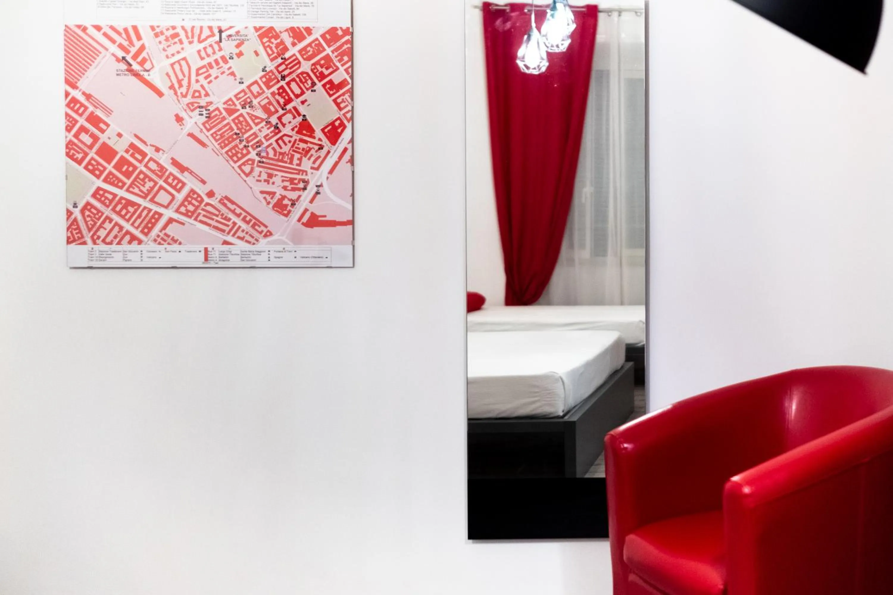 Decorative detail in Lele Rooms San Lorenzo