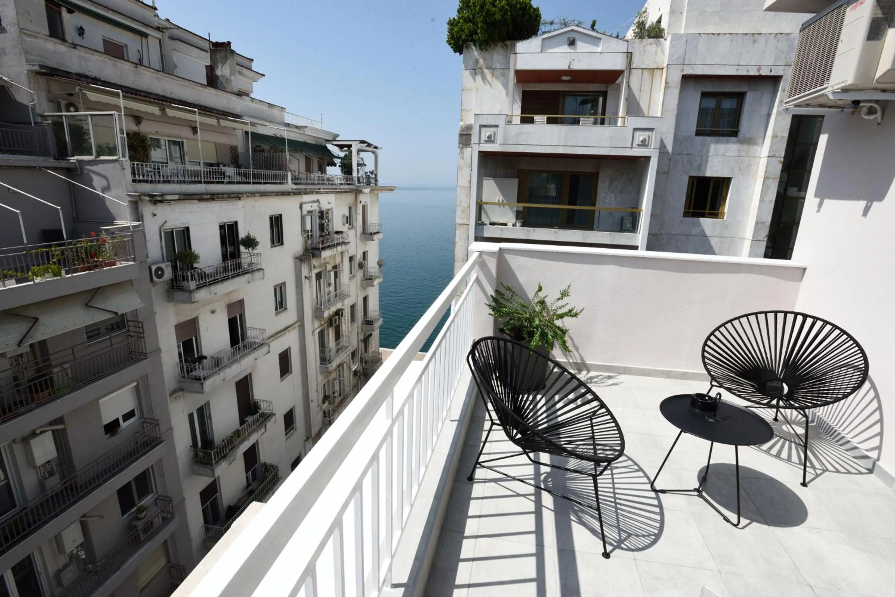 Magnifique Luxury Suites