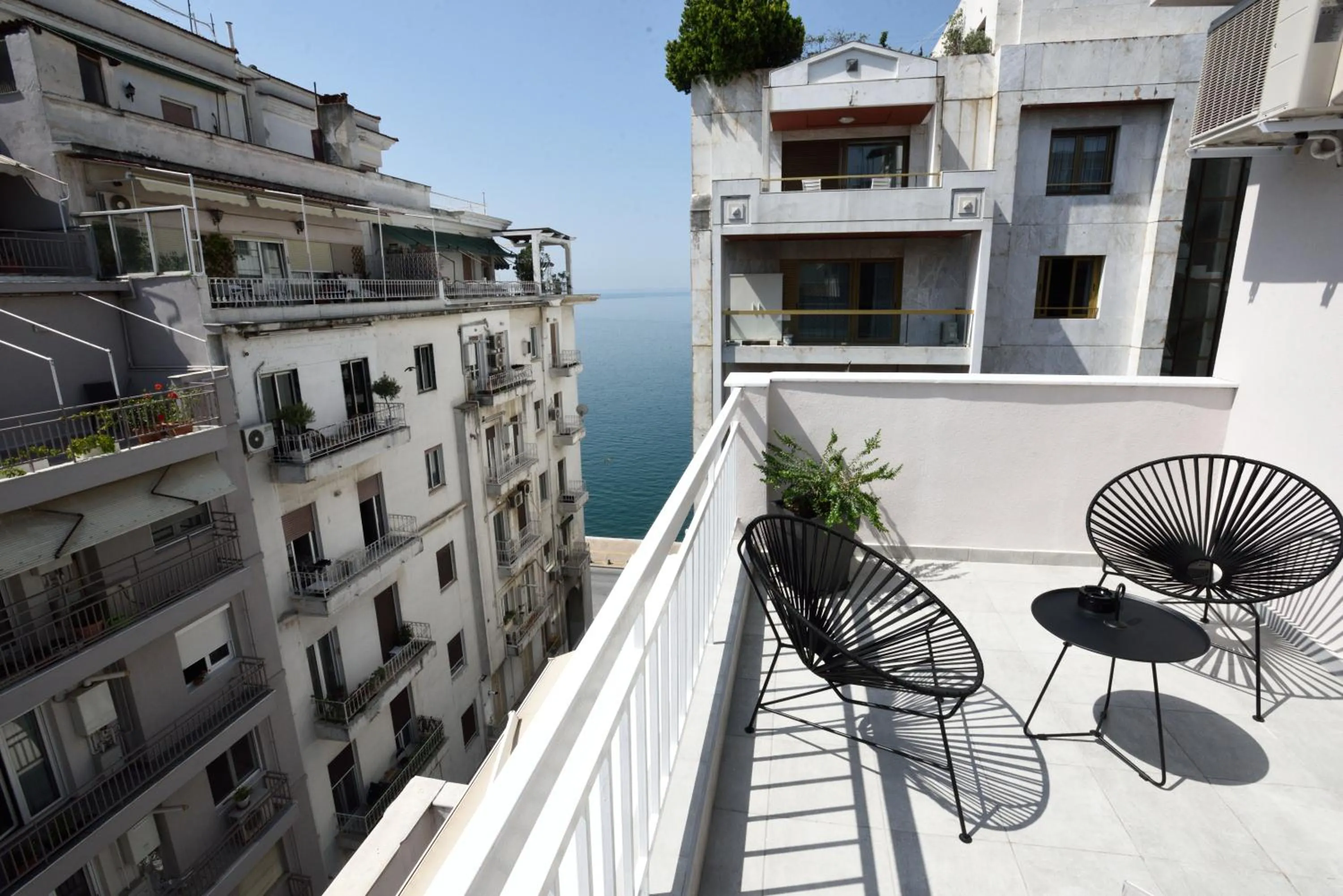 Magnifique Luxury Suites