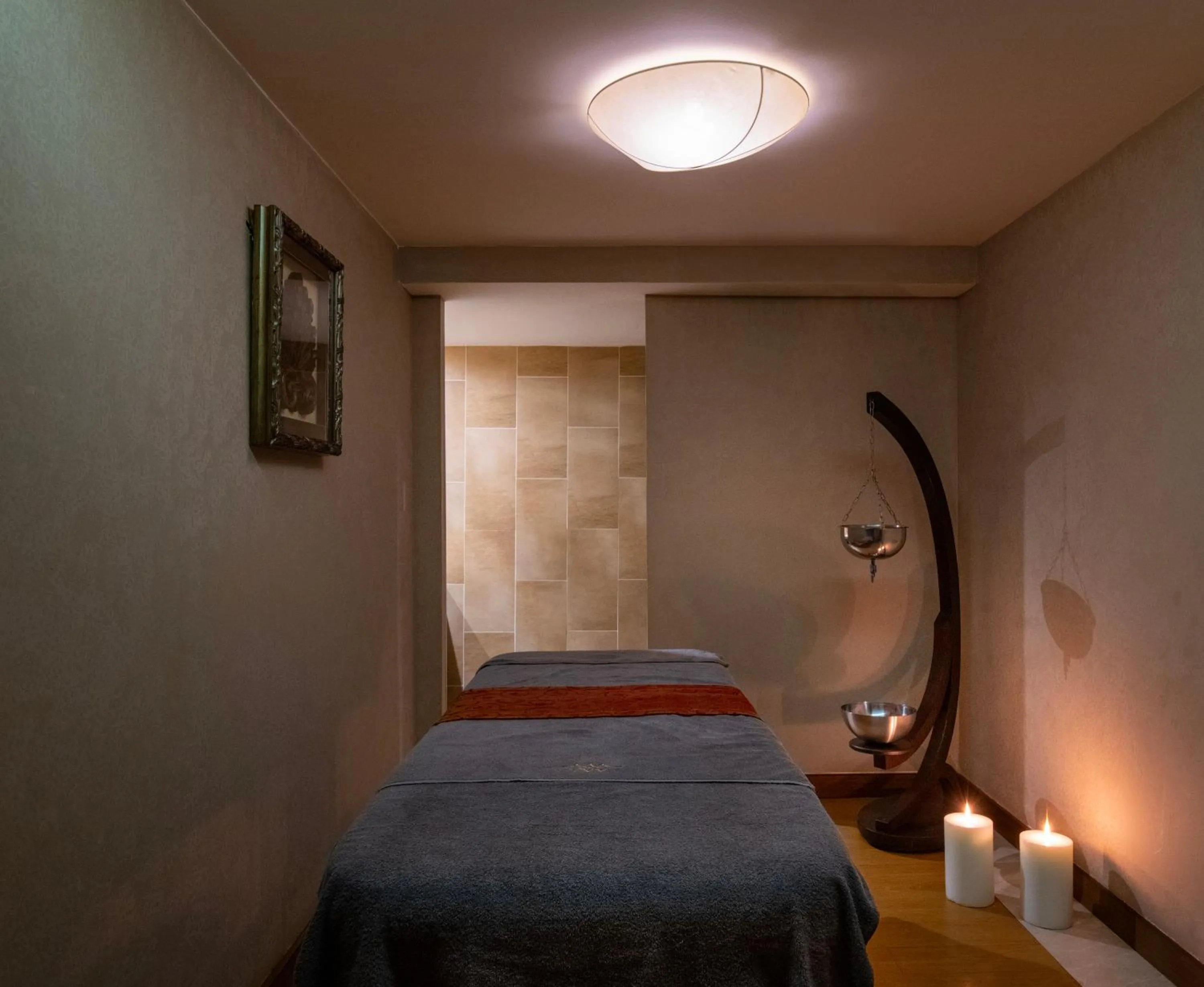 Spa and wellness centre/facilities, Bed in Windsor Hotel & Convention Center Istanbul