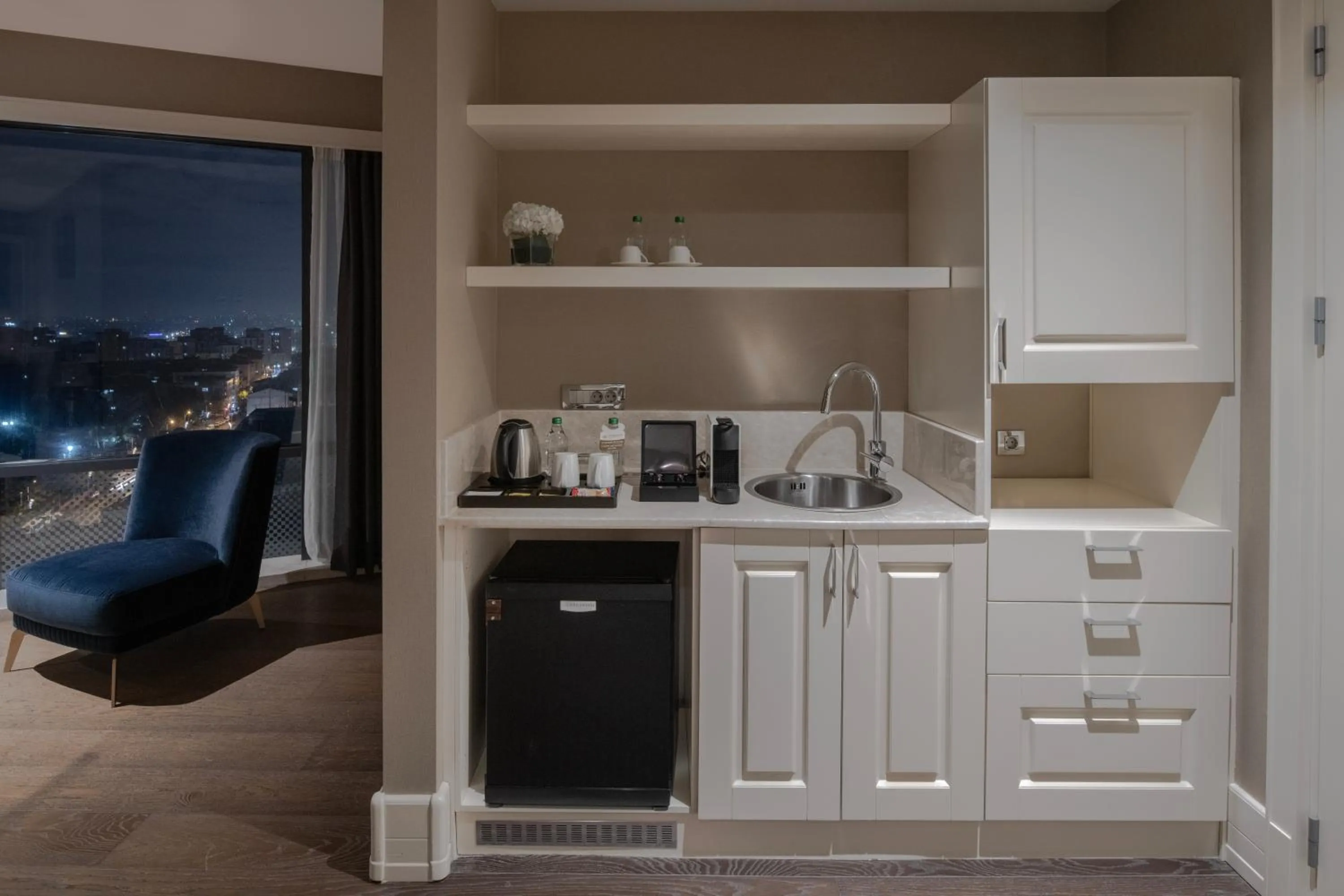 Coffee/tea facilities in Windsor Hotel & Convention Center Istanbul