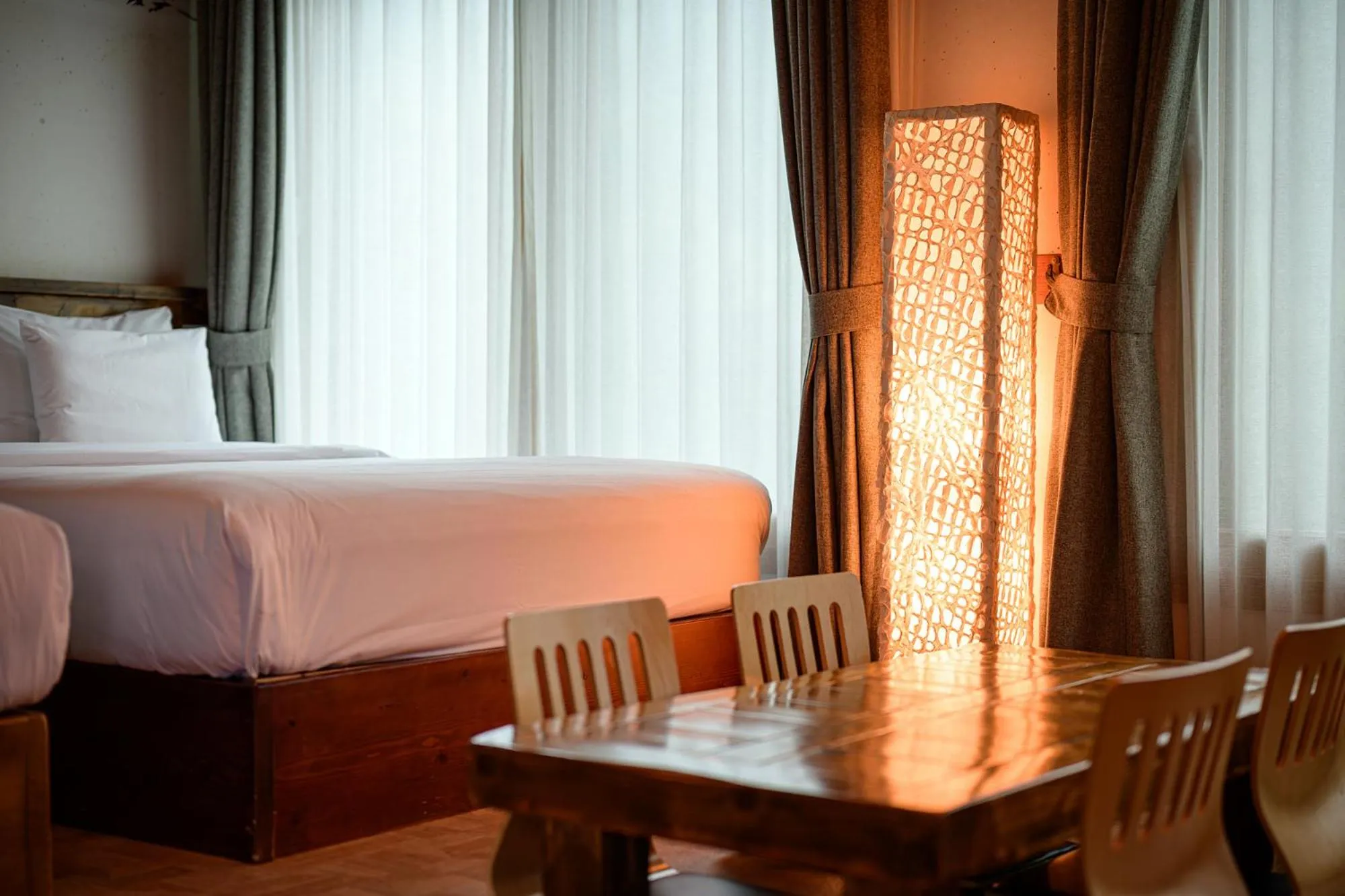 Bed in Royal Room of King Hotel