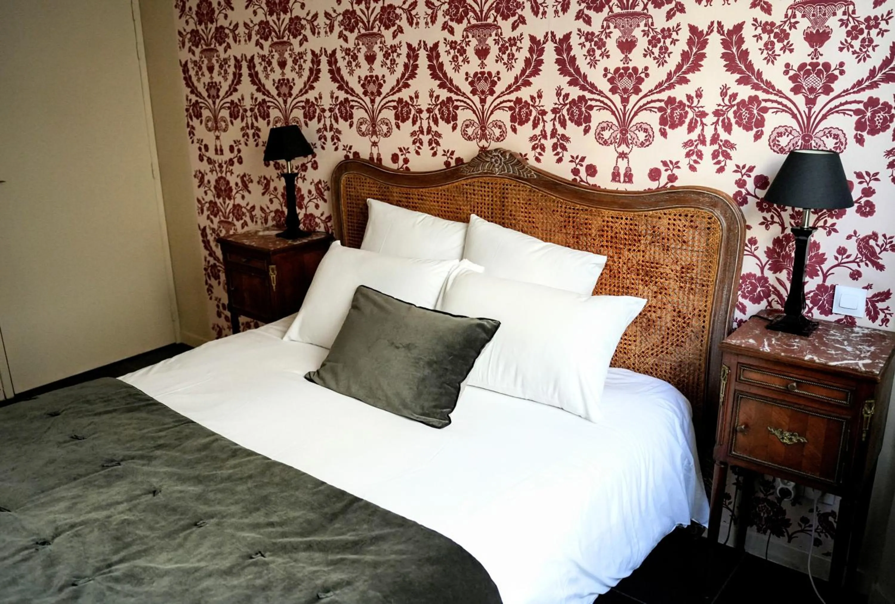 Bed in Au Coeur de Bordeaux B&B