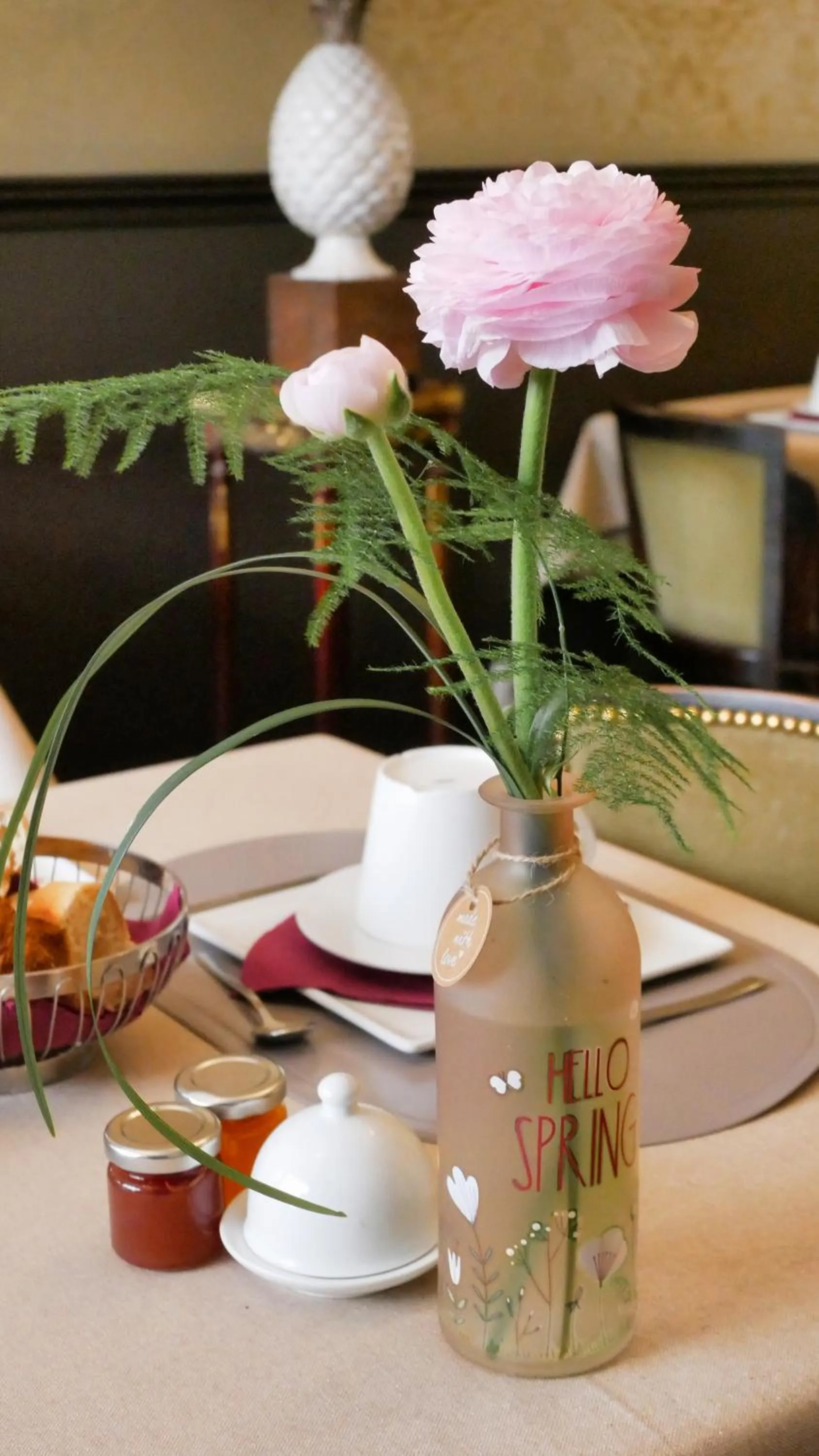 Decorative detail in Au Coeur de Bordeaux B&B