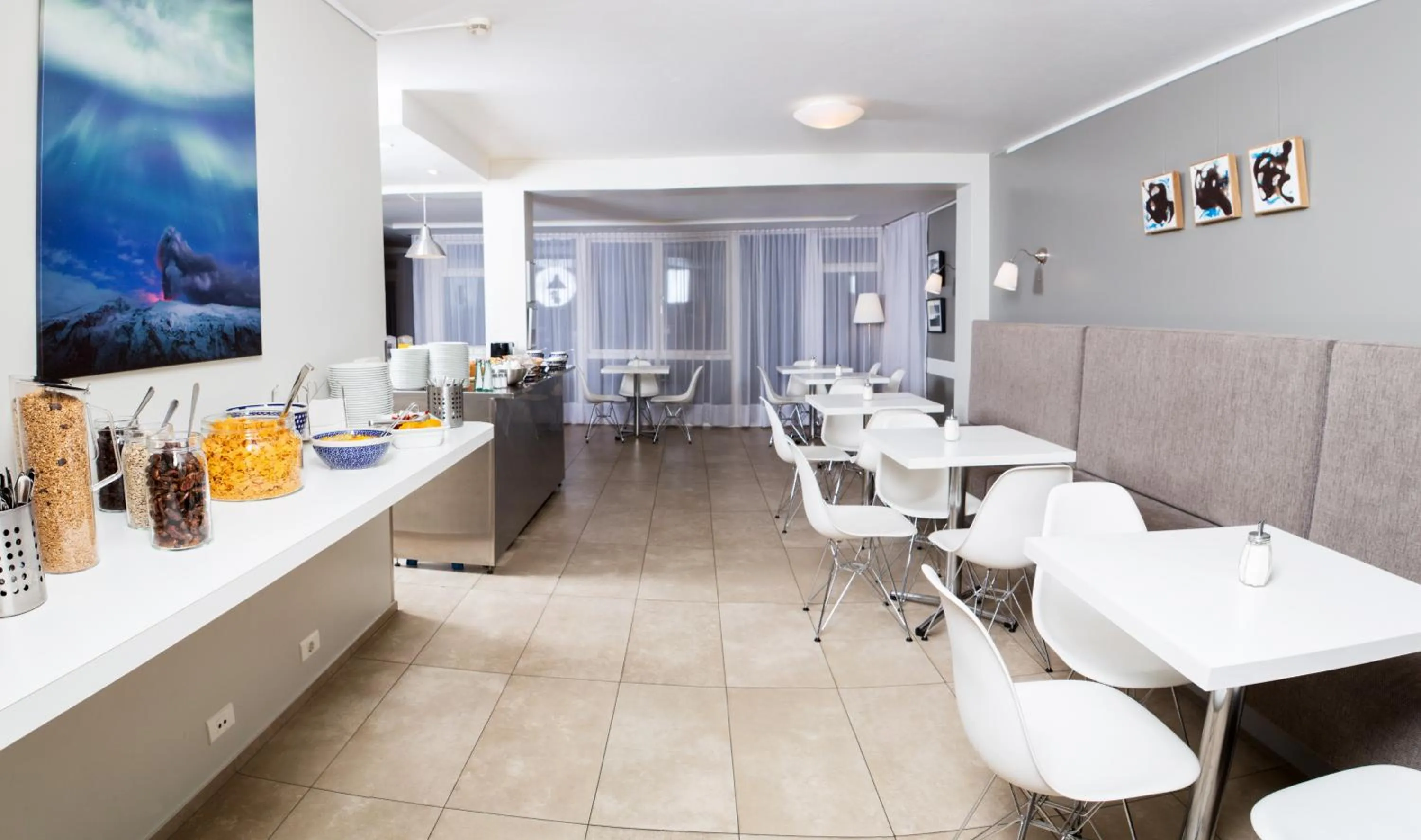 Restaurant/places to eat in Guesthouse Sunna