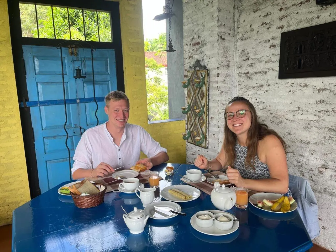 Restaurant/places to eat in Blue Pillars Kandy