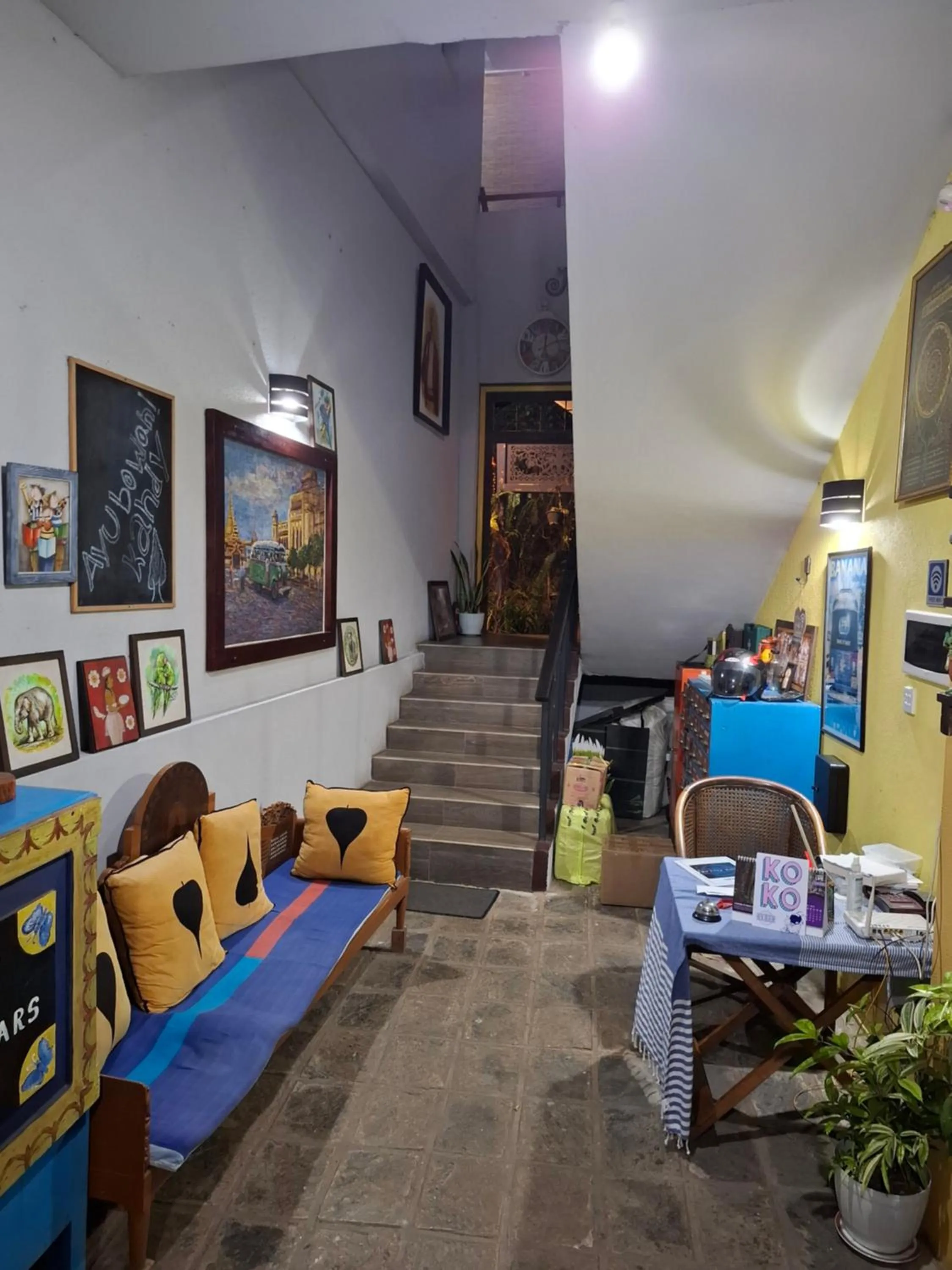 Seating area in Blue Pillars Kandy