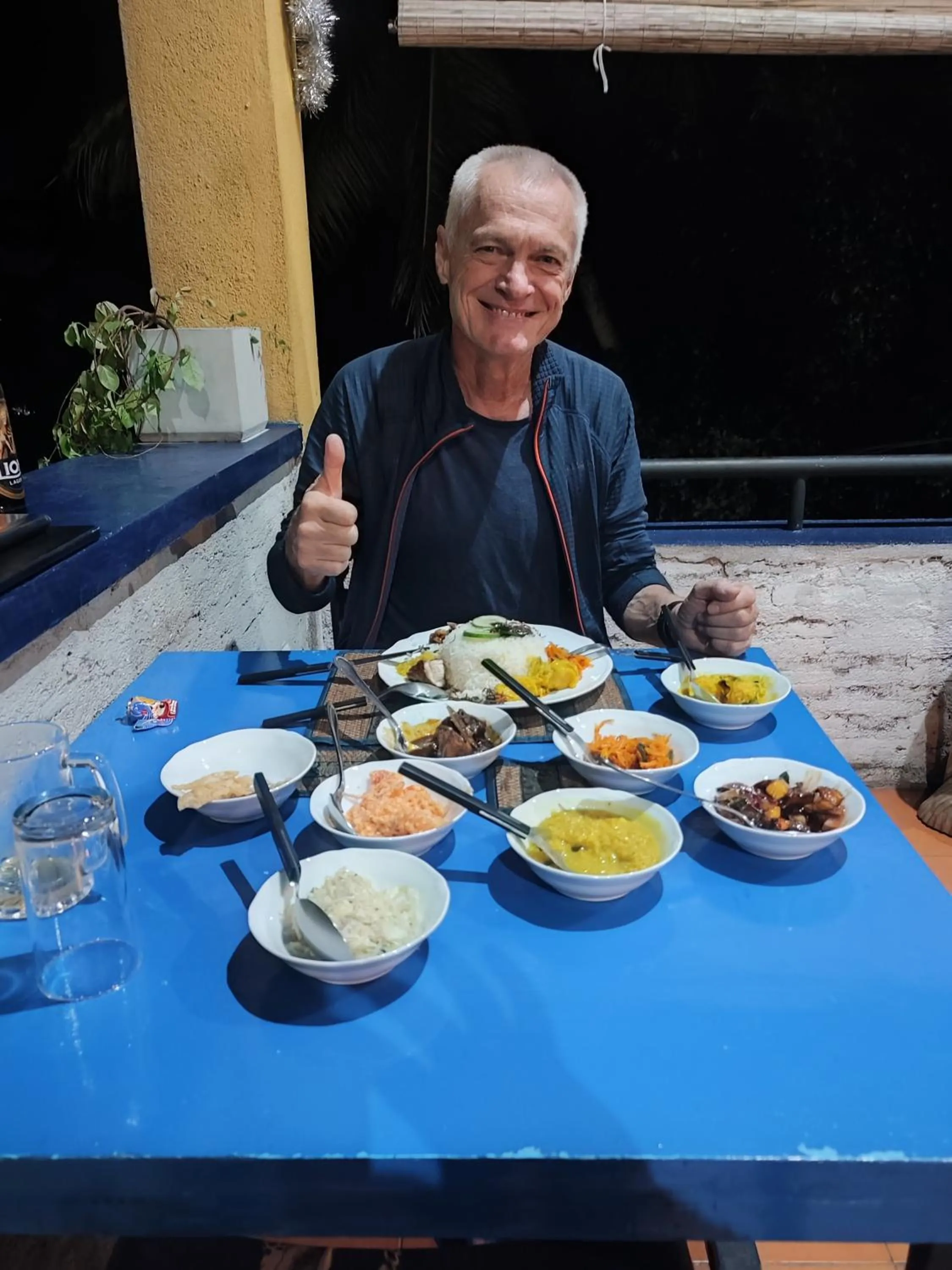 Food and drinks in Blue Pillars Kandy