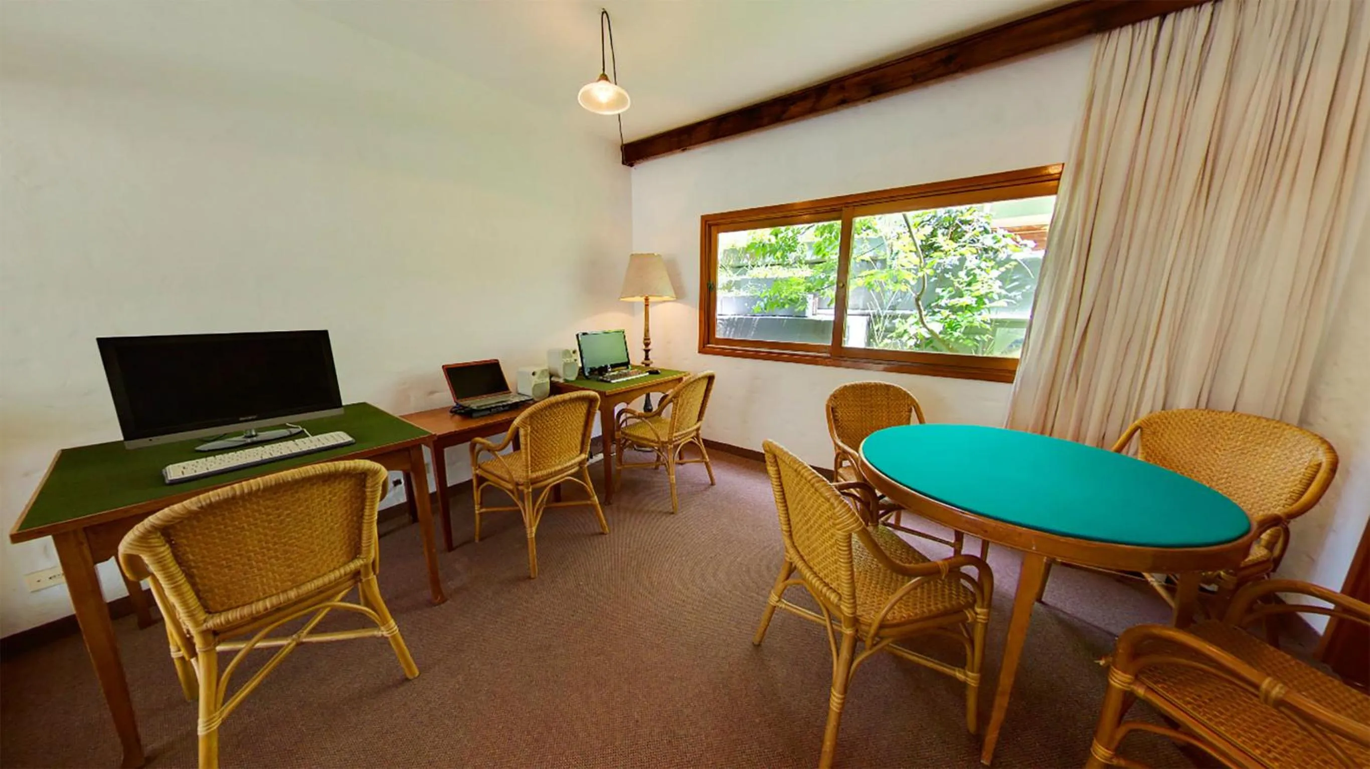 Communal lounge/ TV room in Jamaica Punta del Este Hotel & Residence