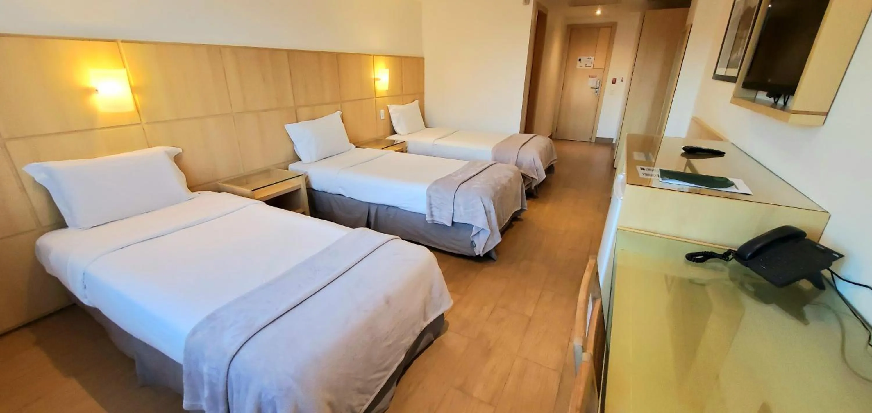 Bed in Atlantico Sul Hotel