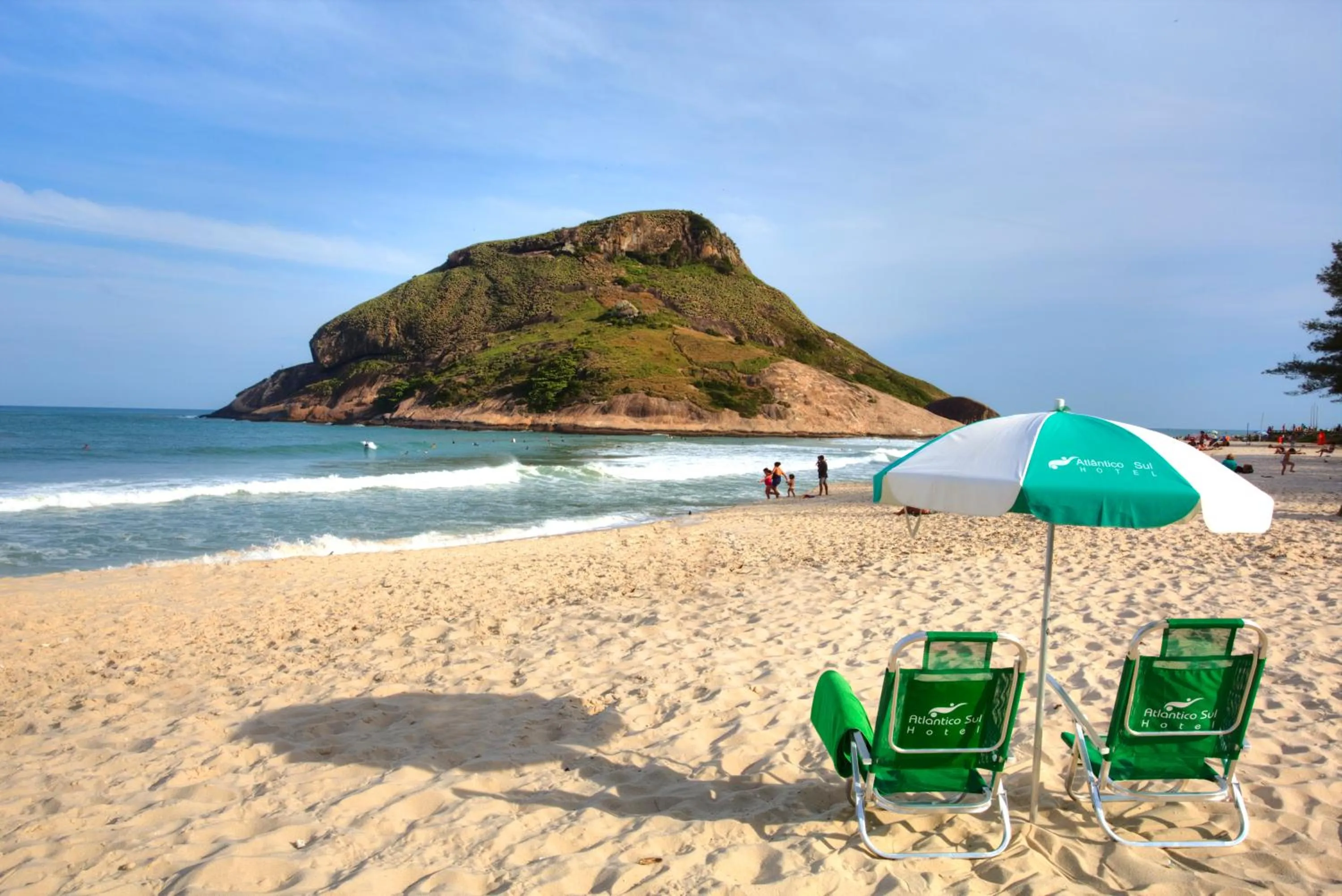 Beach in Atlantico Sul Hotel