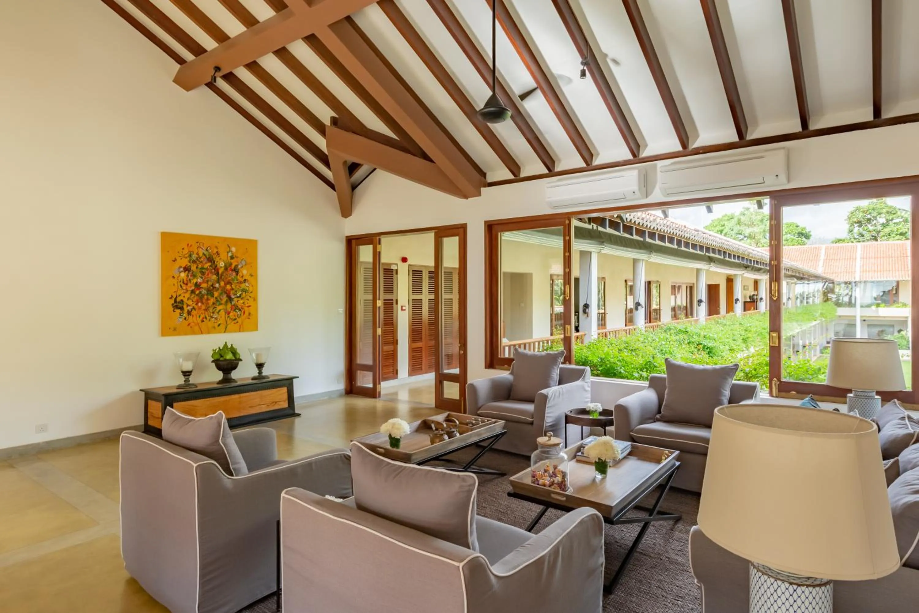 Lobby or reception in Taru Villas The Long House - Bentota