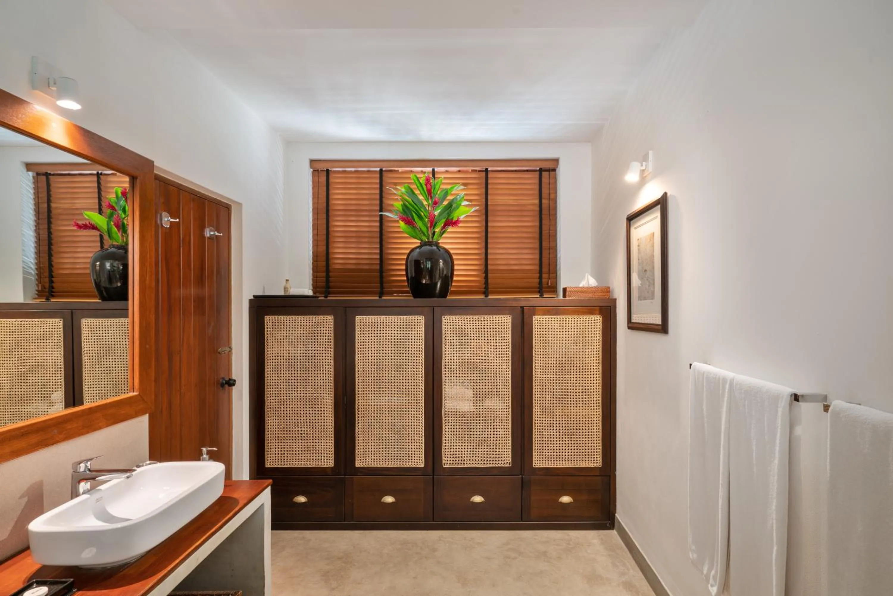 Bathroom in Taru Villas The Long House - Bentota