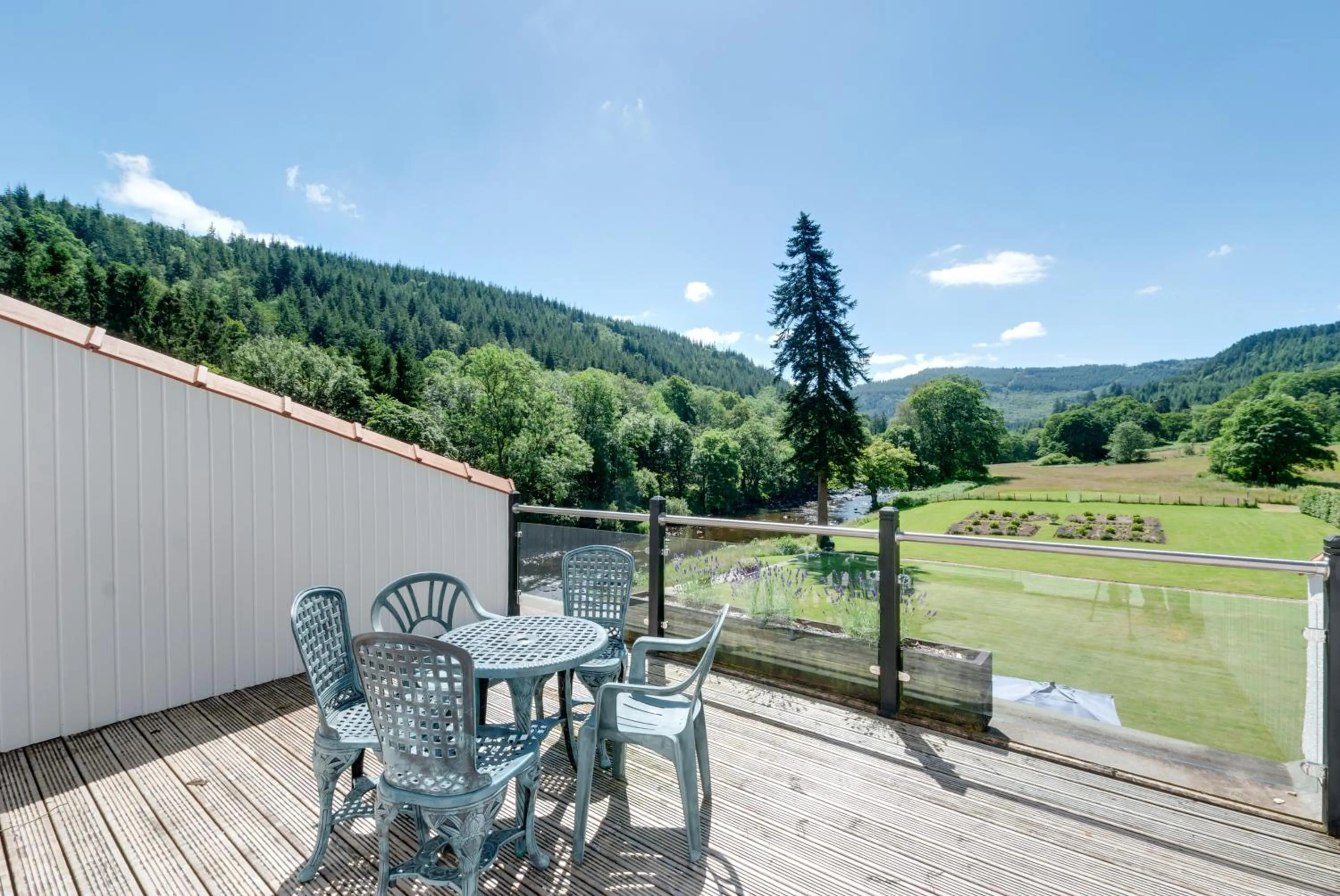 Balcony/Terrace in Craig-y-Dderwen Riverside Hotel