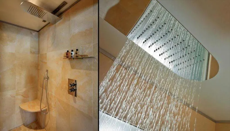 Bathroom in Monastero Santa Rosa Hotel & Spa