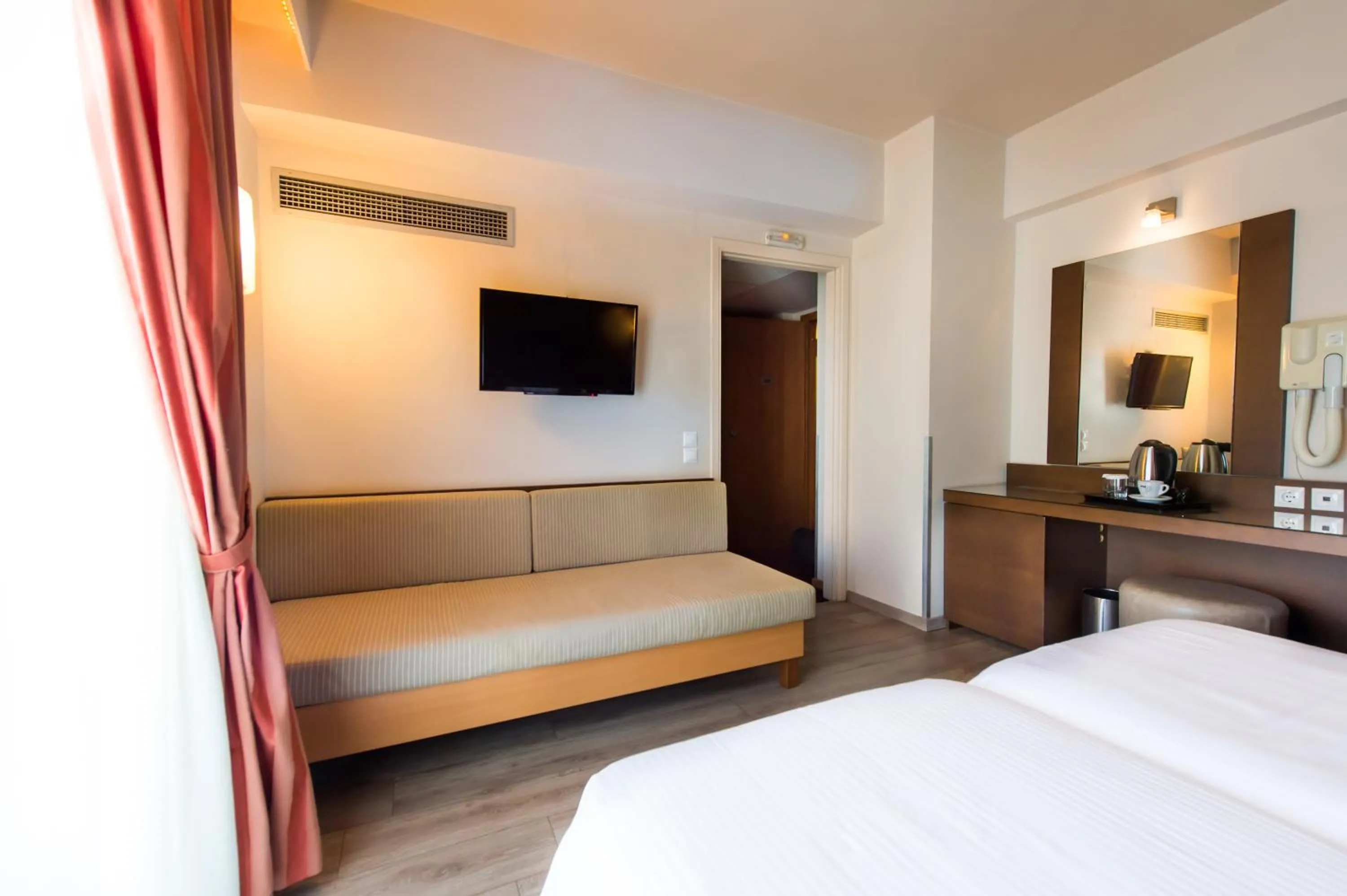 Bed in Agrinio Imperial Hotel