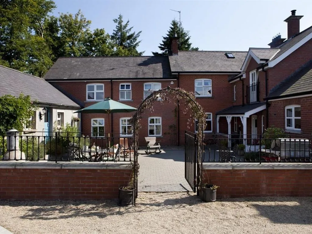 Property building in Lisnacurran