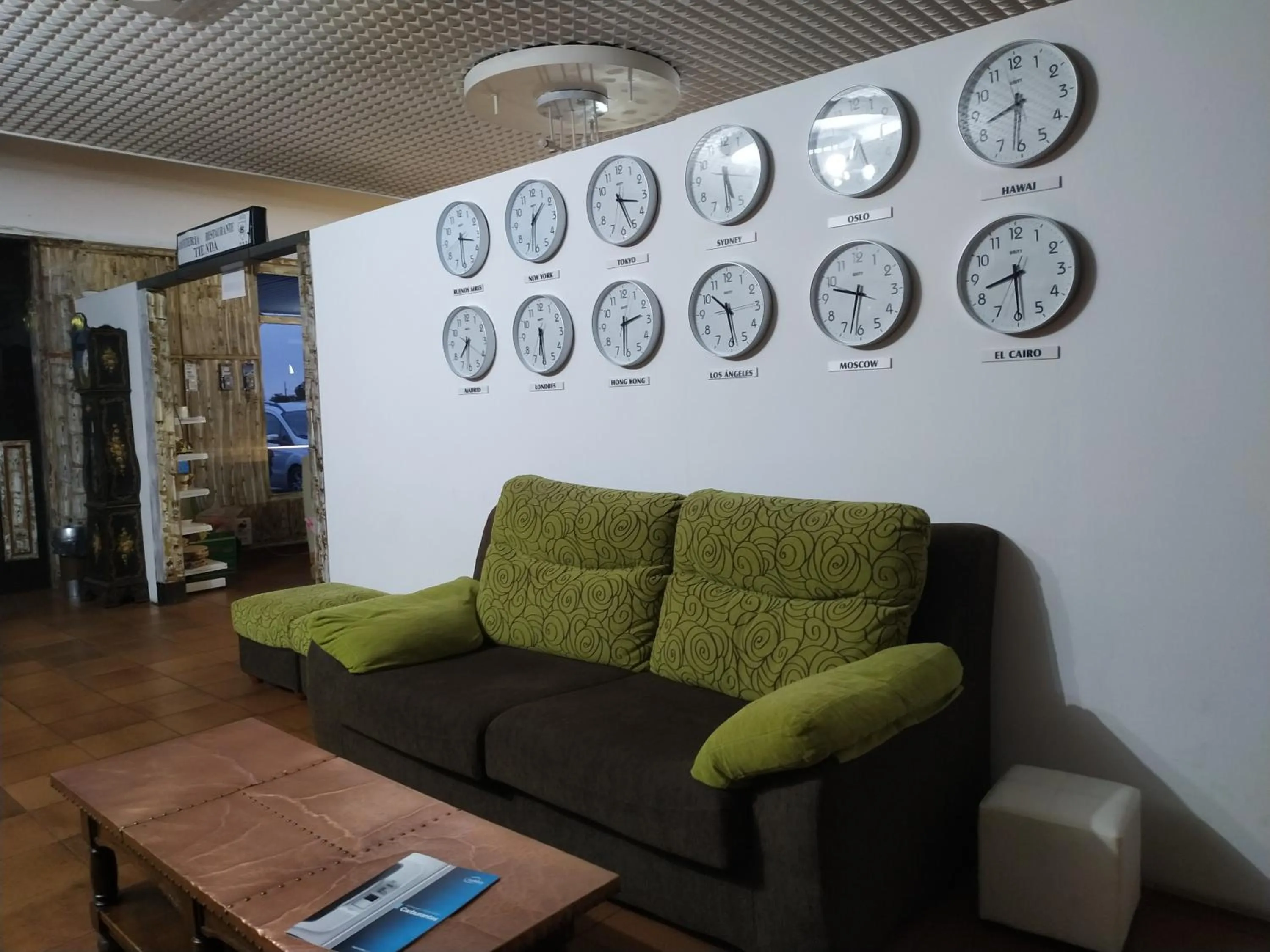 Property building in Área de Servicio El Cruce