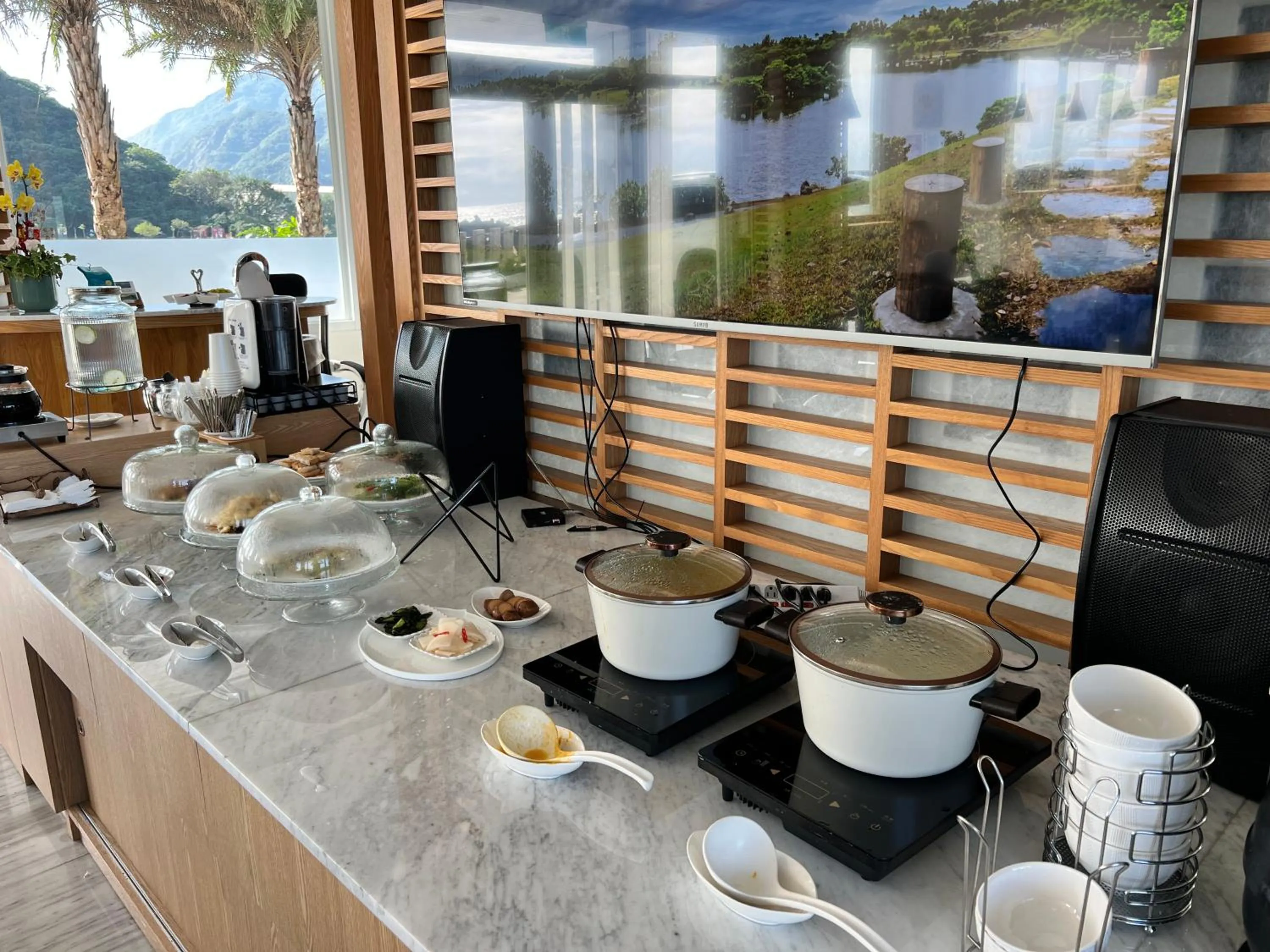 Breakfast in Brighthouse