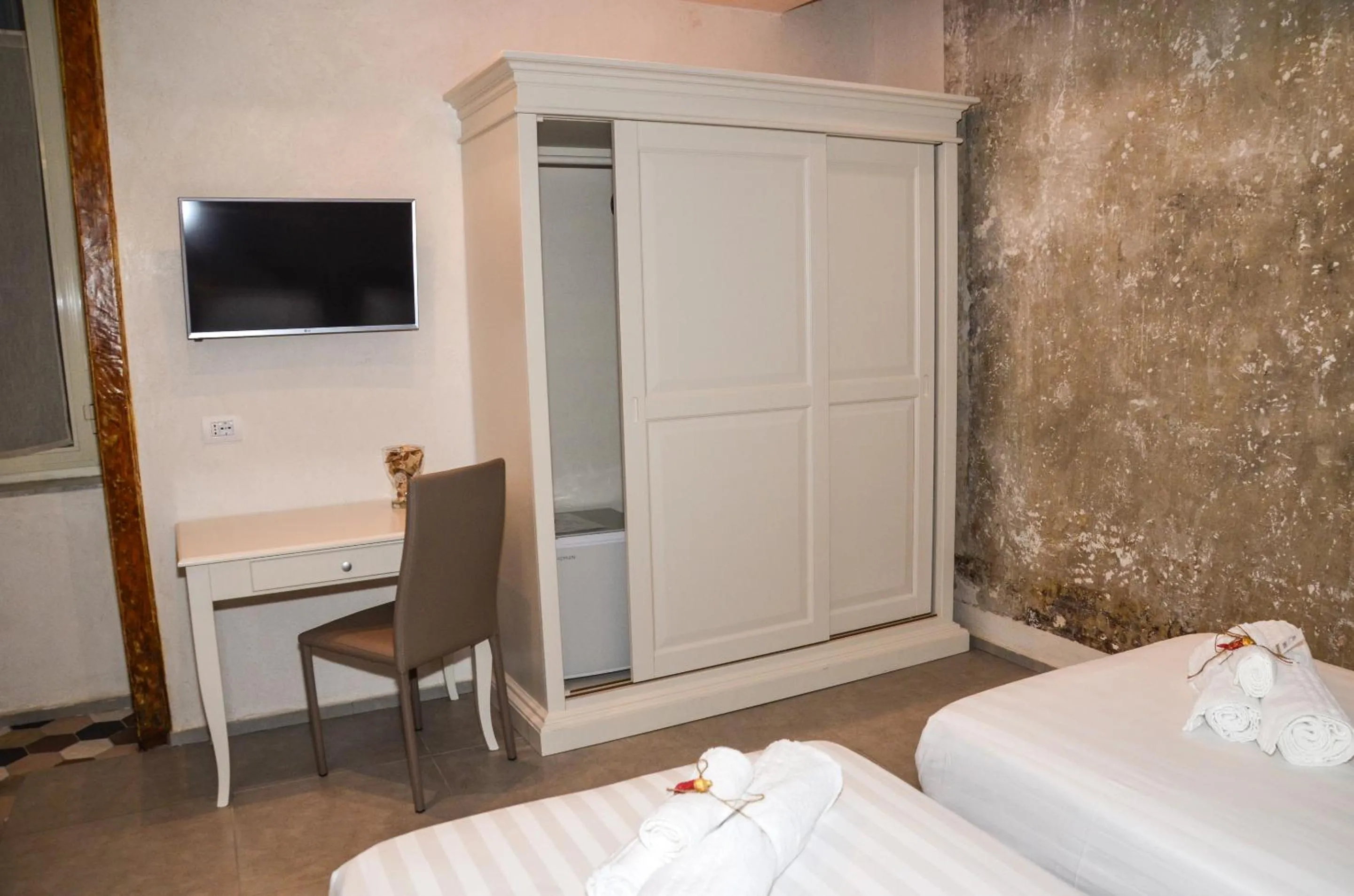 Other, Bed in Vicoli di Napoli B&B