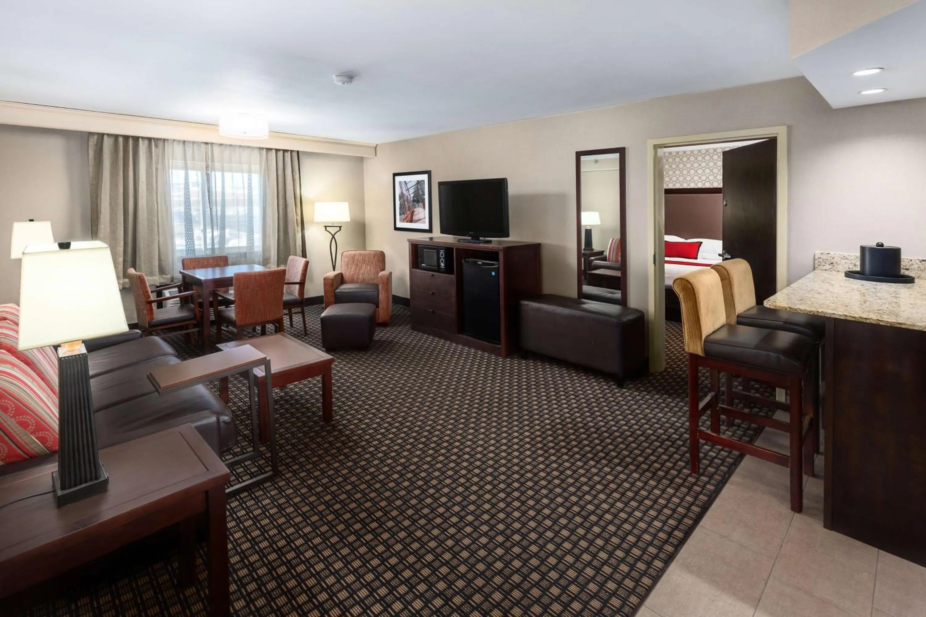 Bedroom, Bed in Best Western Plus Ramkota Hotel