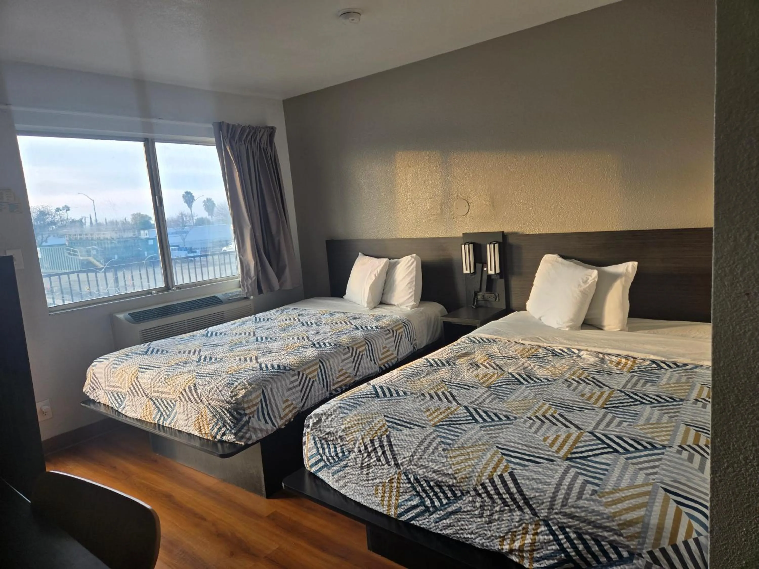 Park Inn by Radisson, Tracy