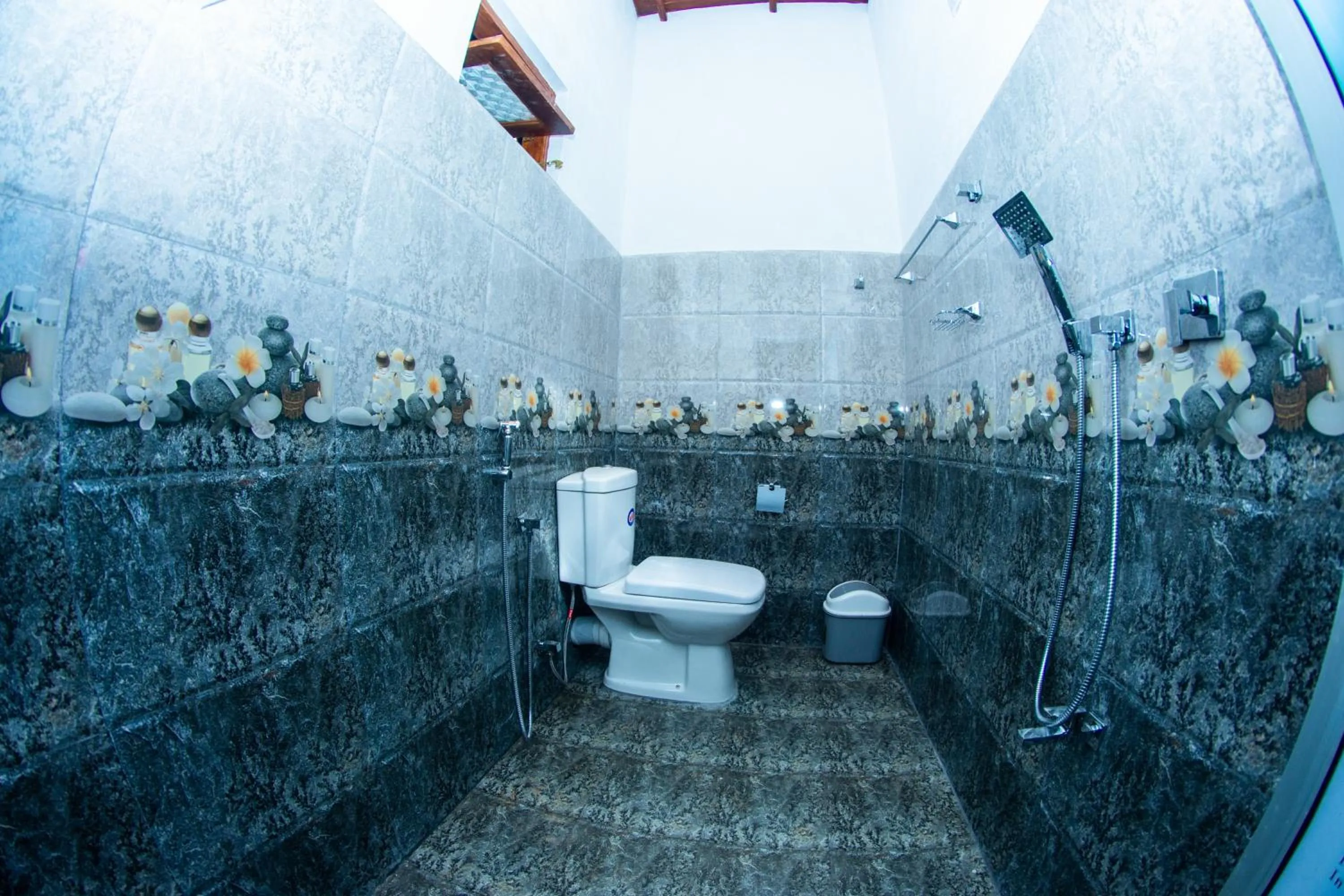 Bathroom in Shadow Surf Bay