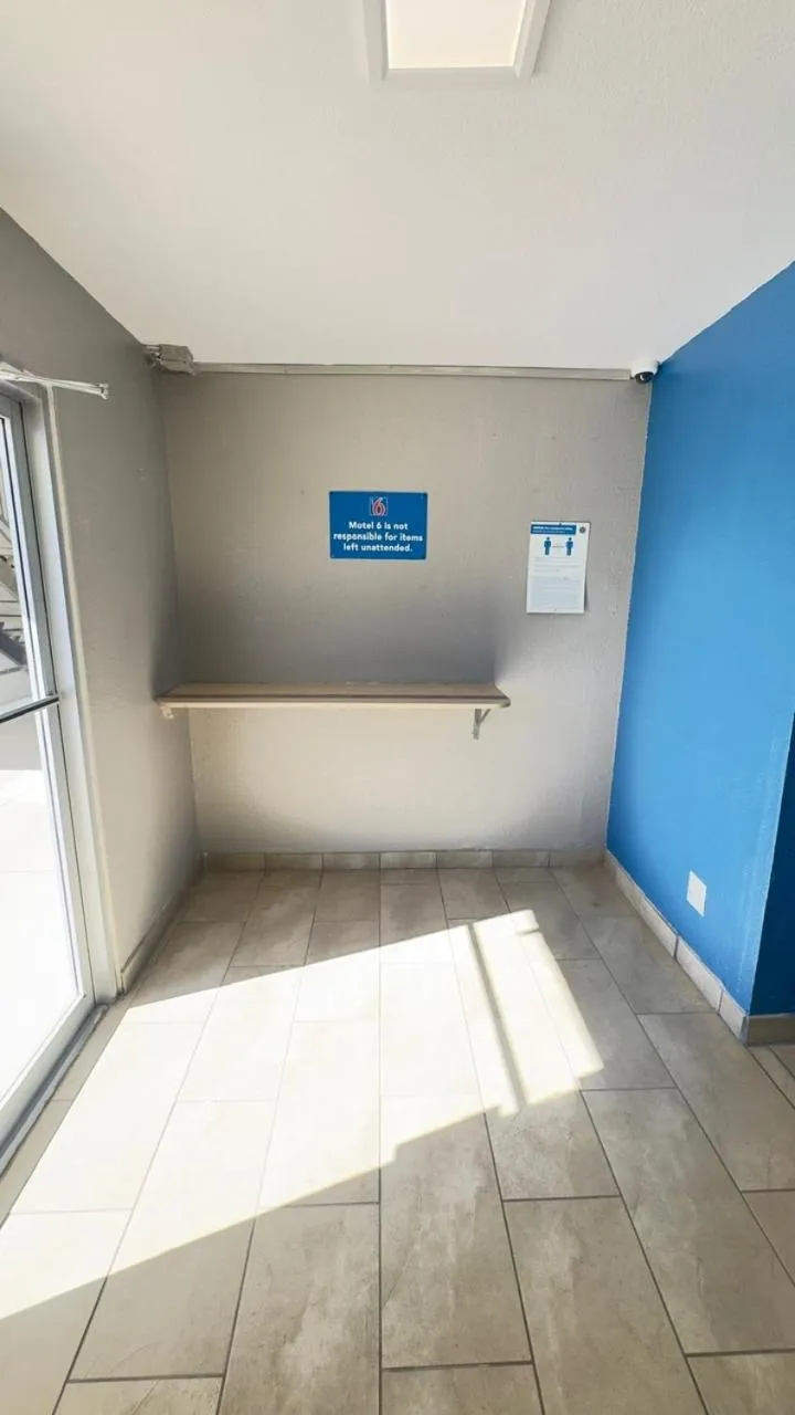 laundry in Motel 6-Grants, NM