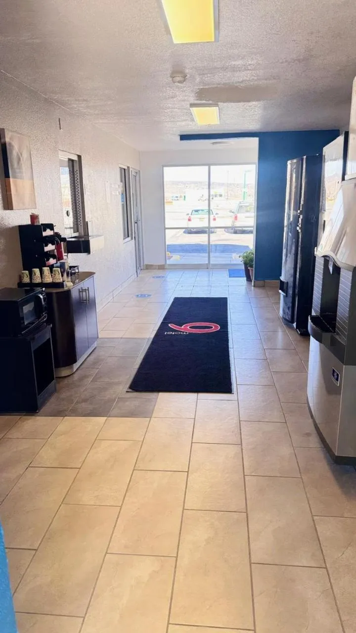 Supermarket/grocery shop in Motel 6-Grants, NM