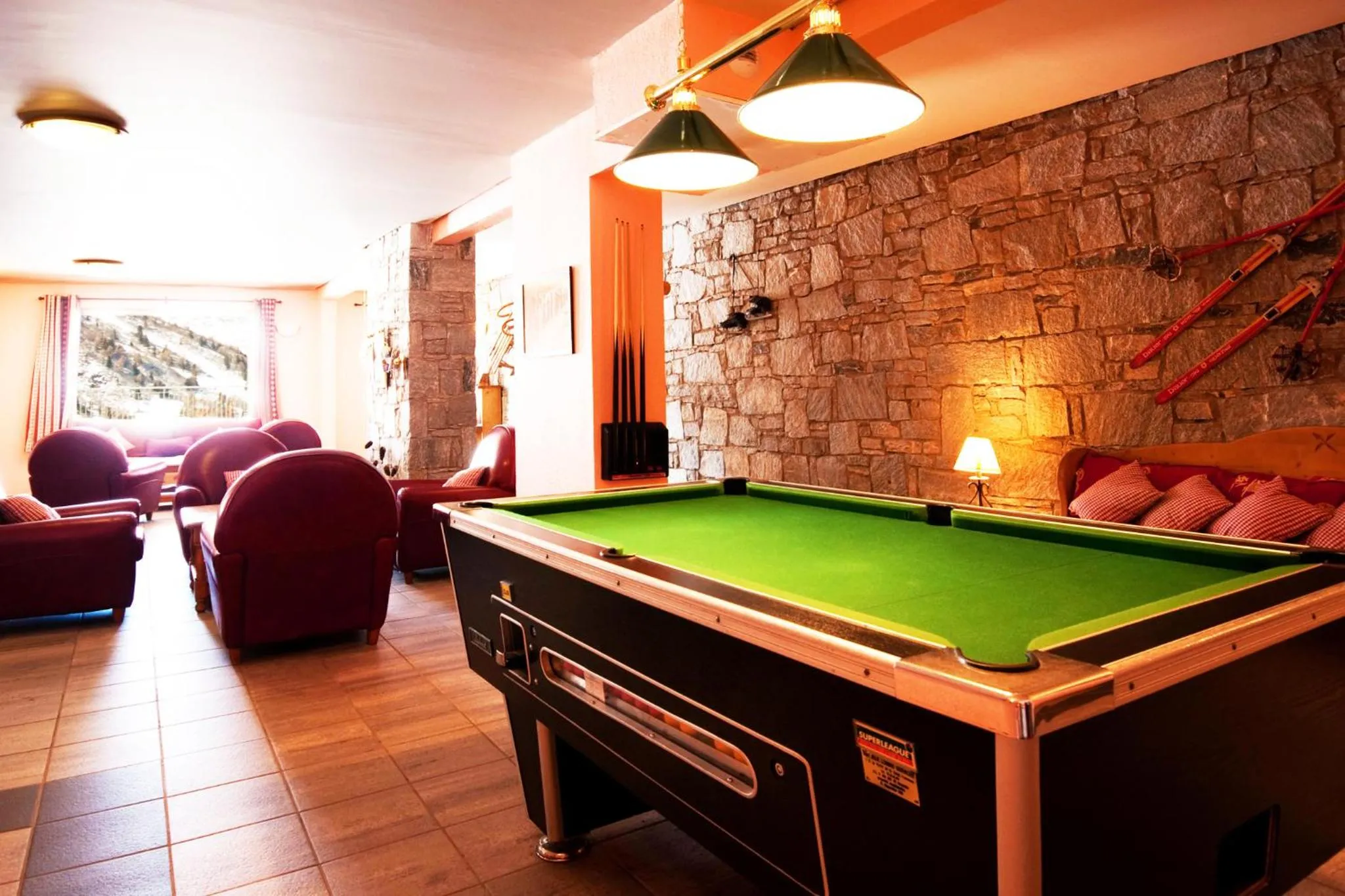 Living room in travelski home select - Chalets Le Grand Panorama II