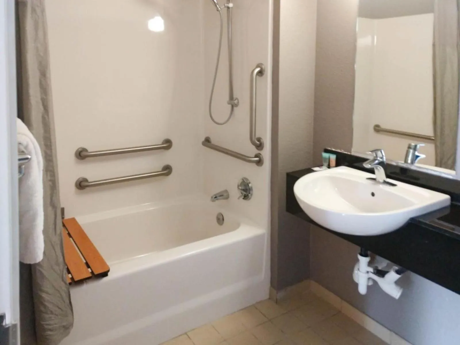 Bathroom in Motel 6 Cheyenne, WY