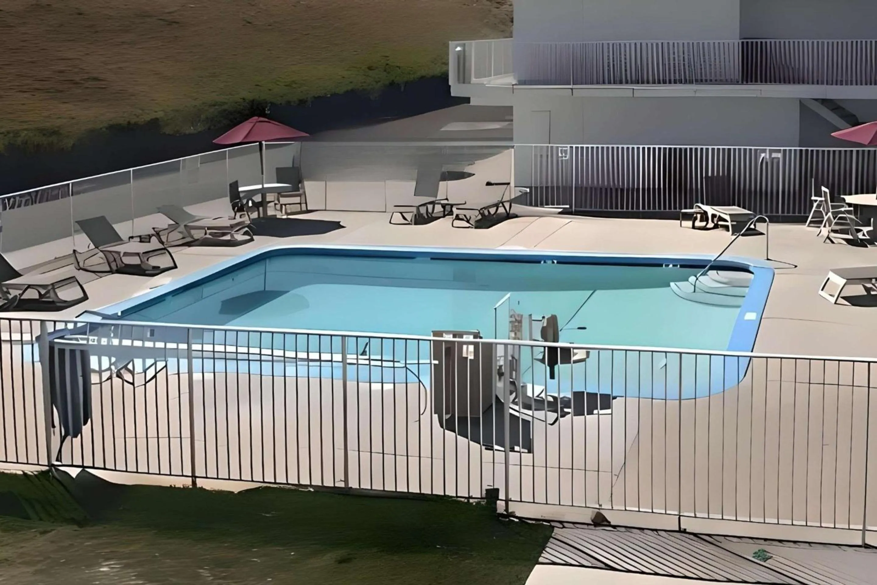 Swimming pool in Park Inn by Radisson, Cheyenne