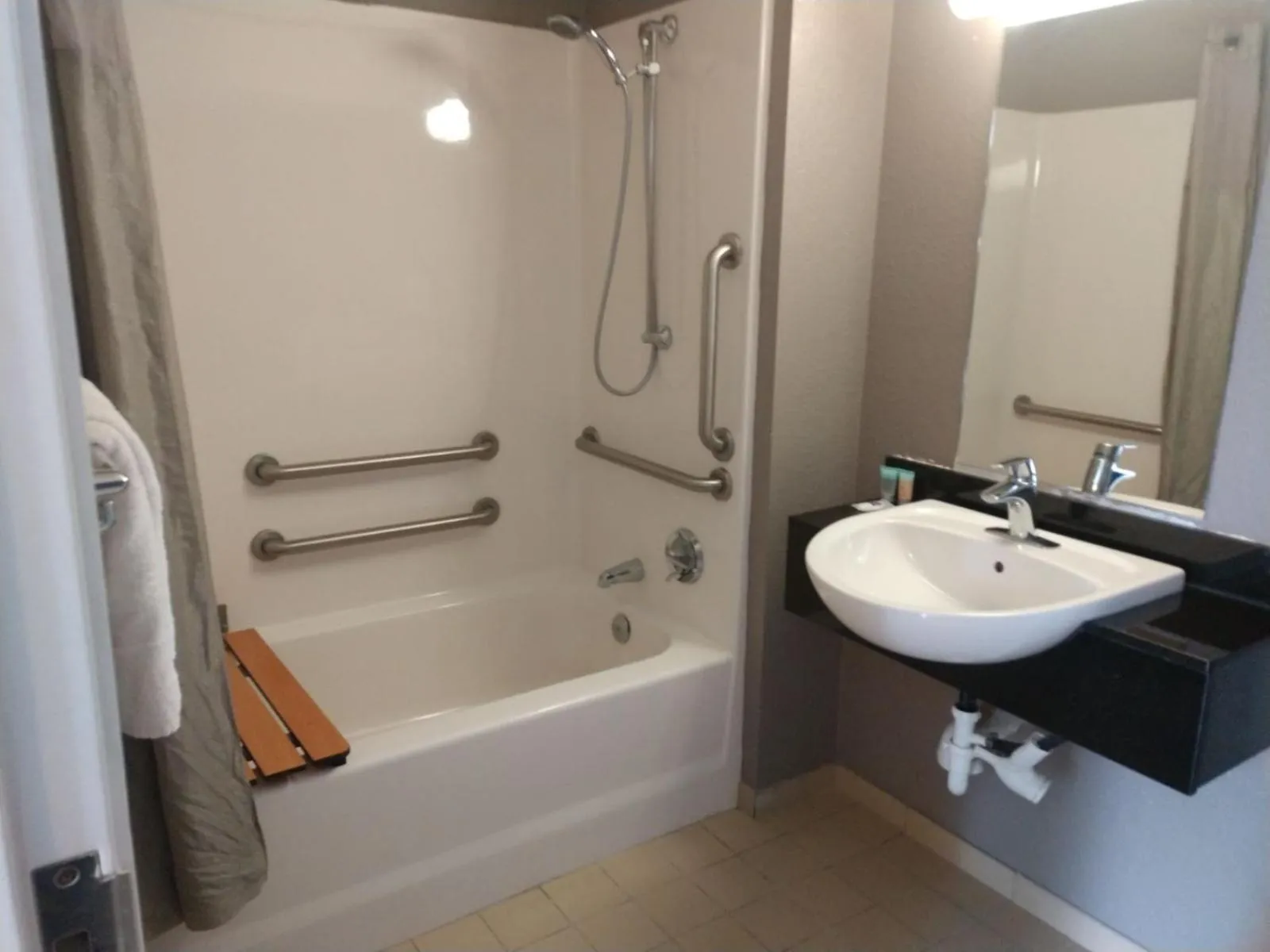 Bathroom in Motel 6 Cheyenne, WY