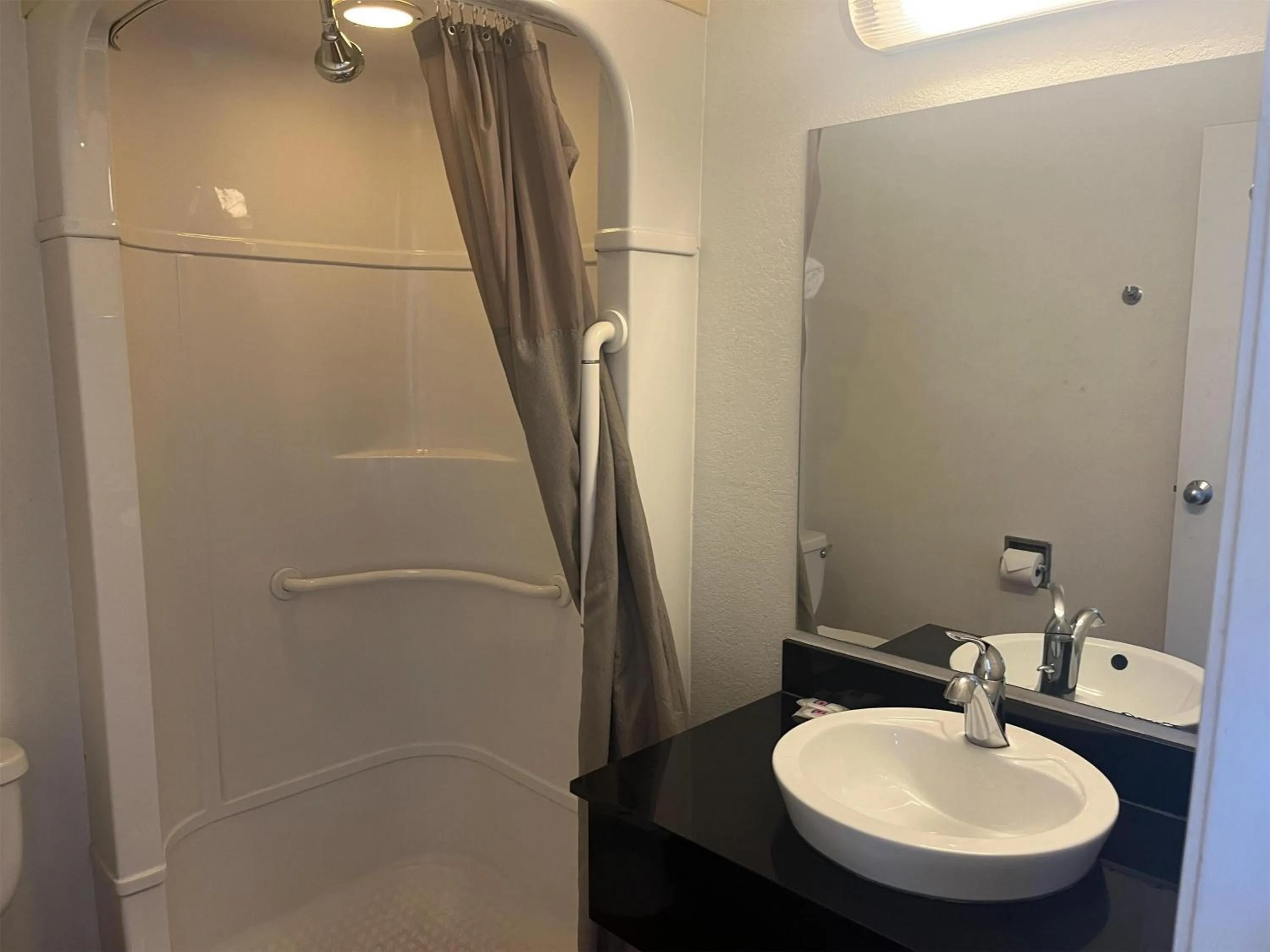 Bathroom in Motel 6 Fort Collins, CO