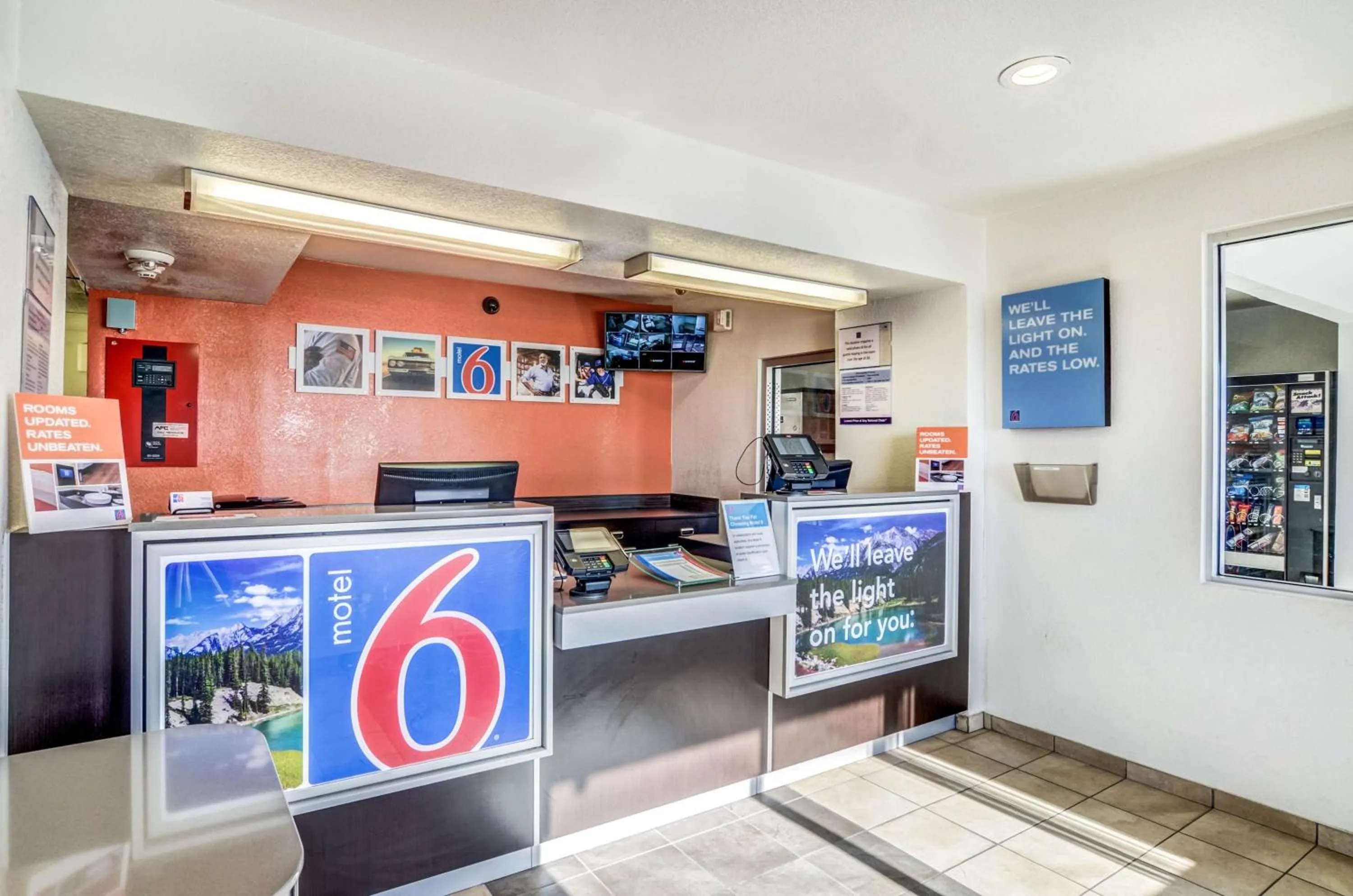 Property logo or sign in Motel 6 Fort Collins, CO