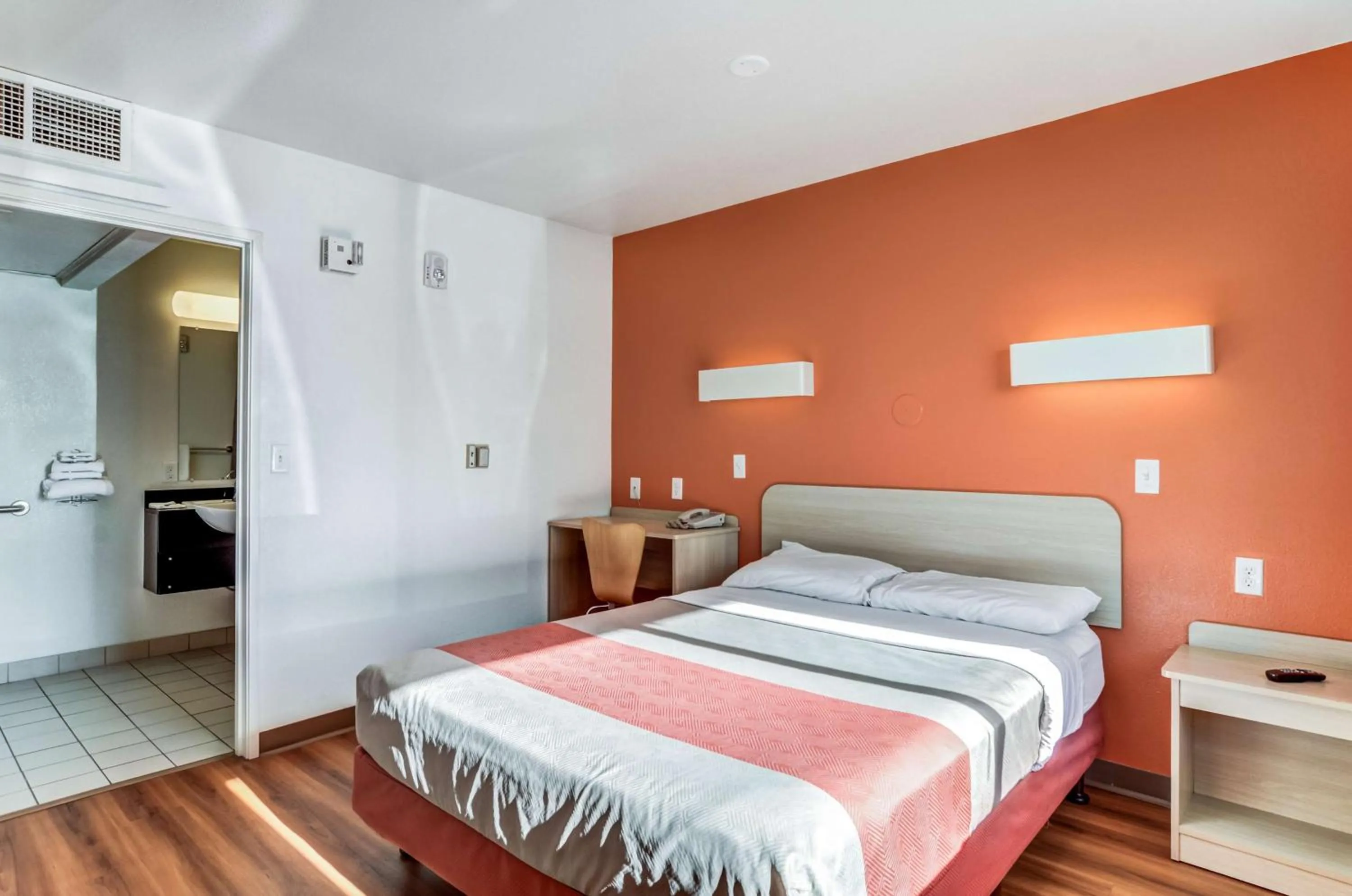 Bathroom, Bed in Motel 6 Fort Collins, CO